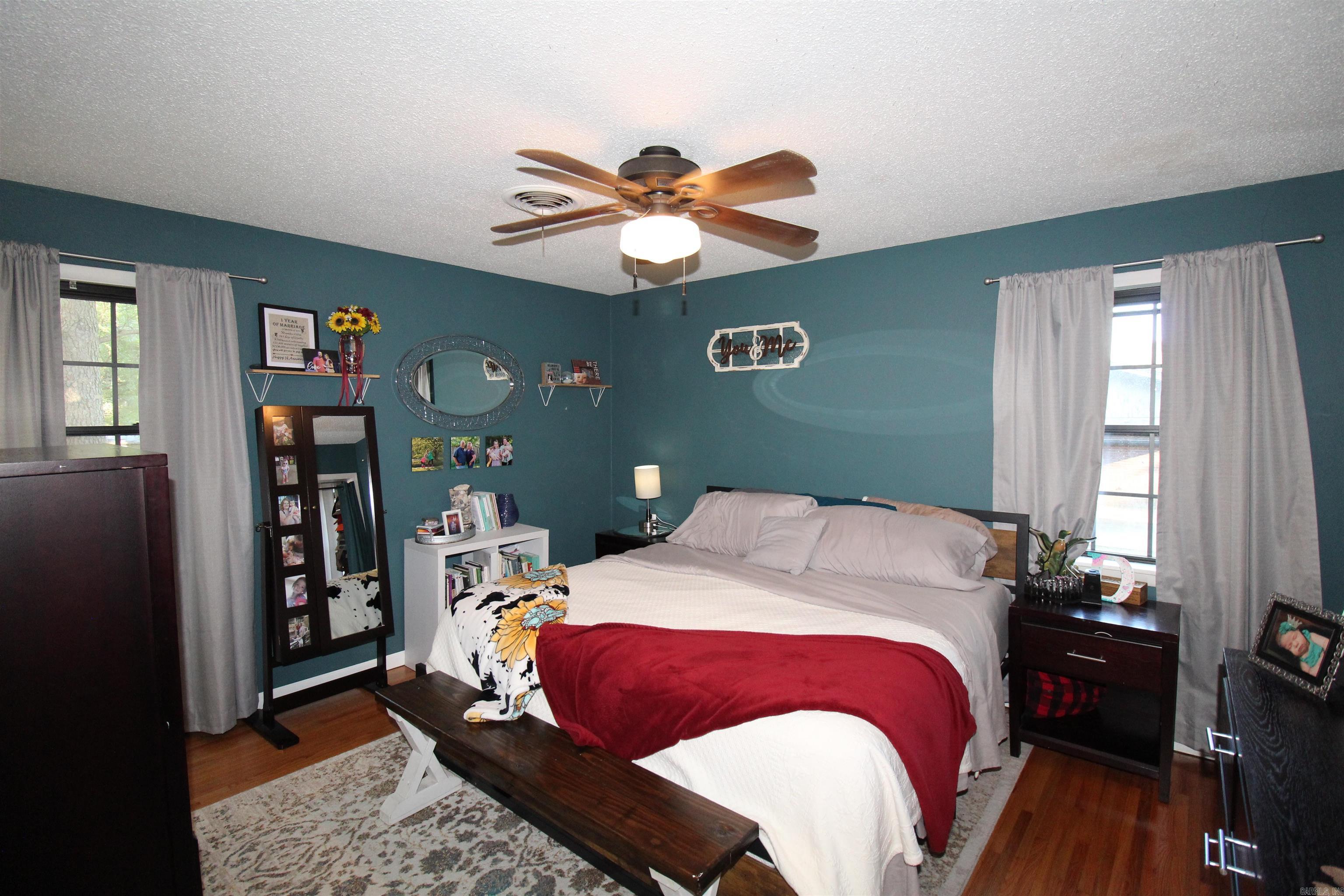 PINE FOREST - Residential