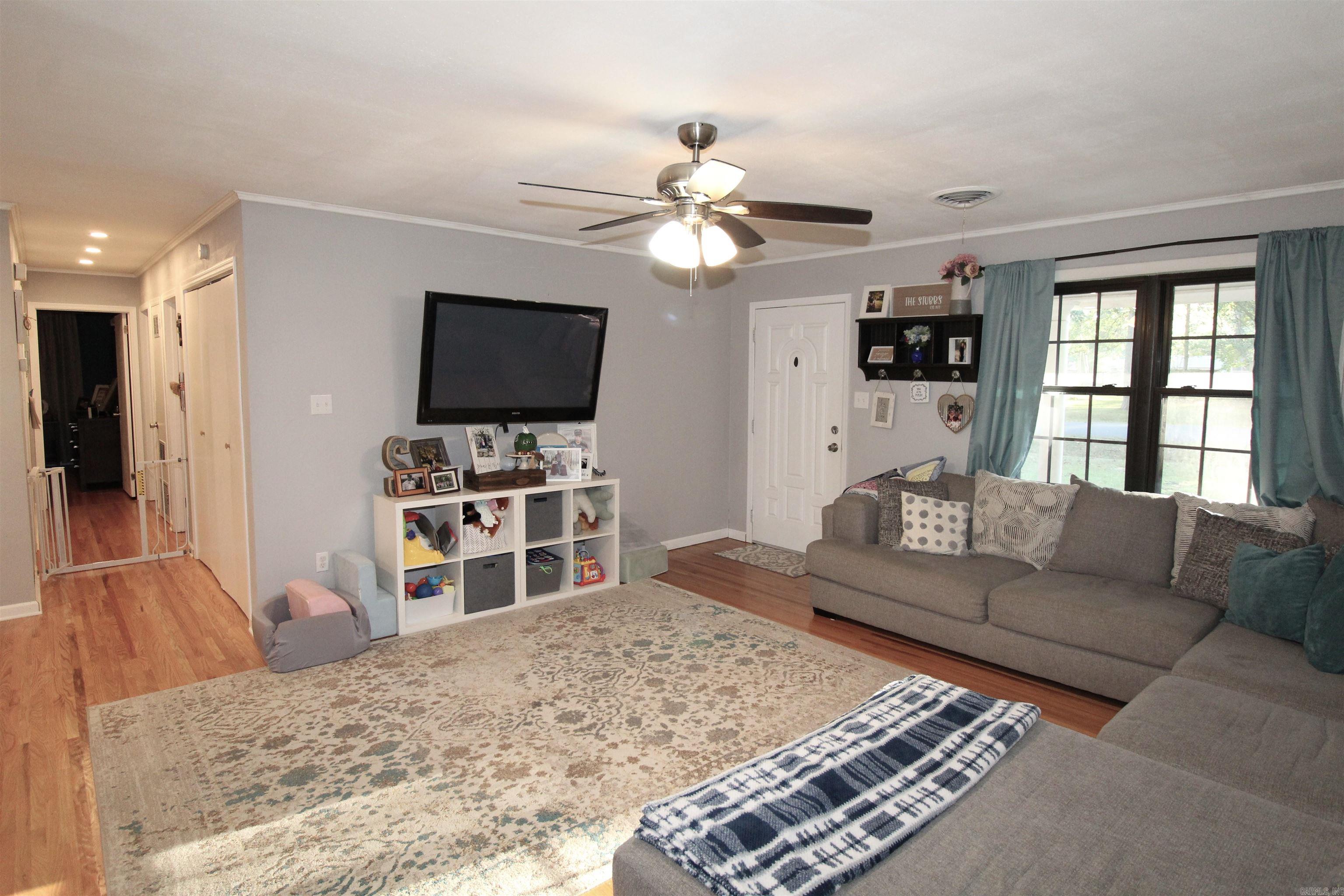 PINE FOREST - Residential