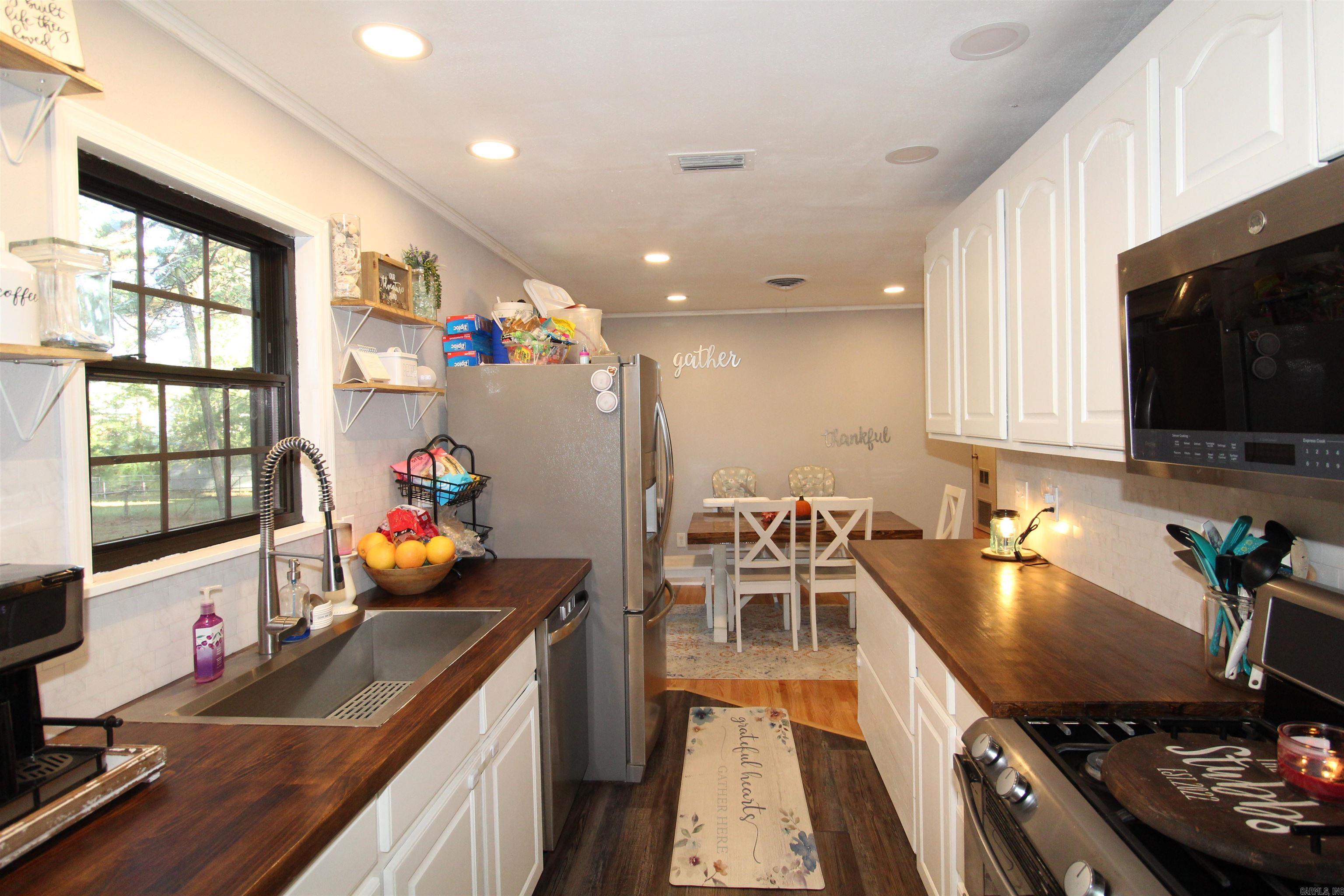 PINE FOREST - Residential