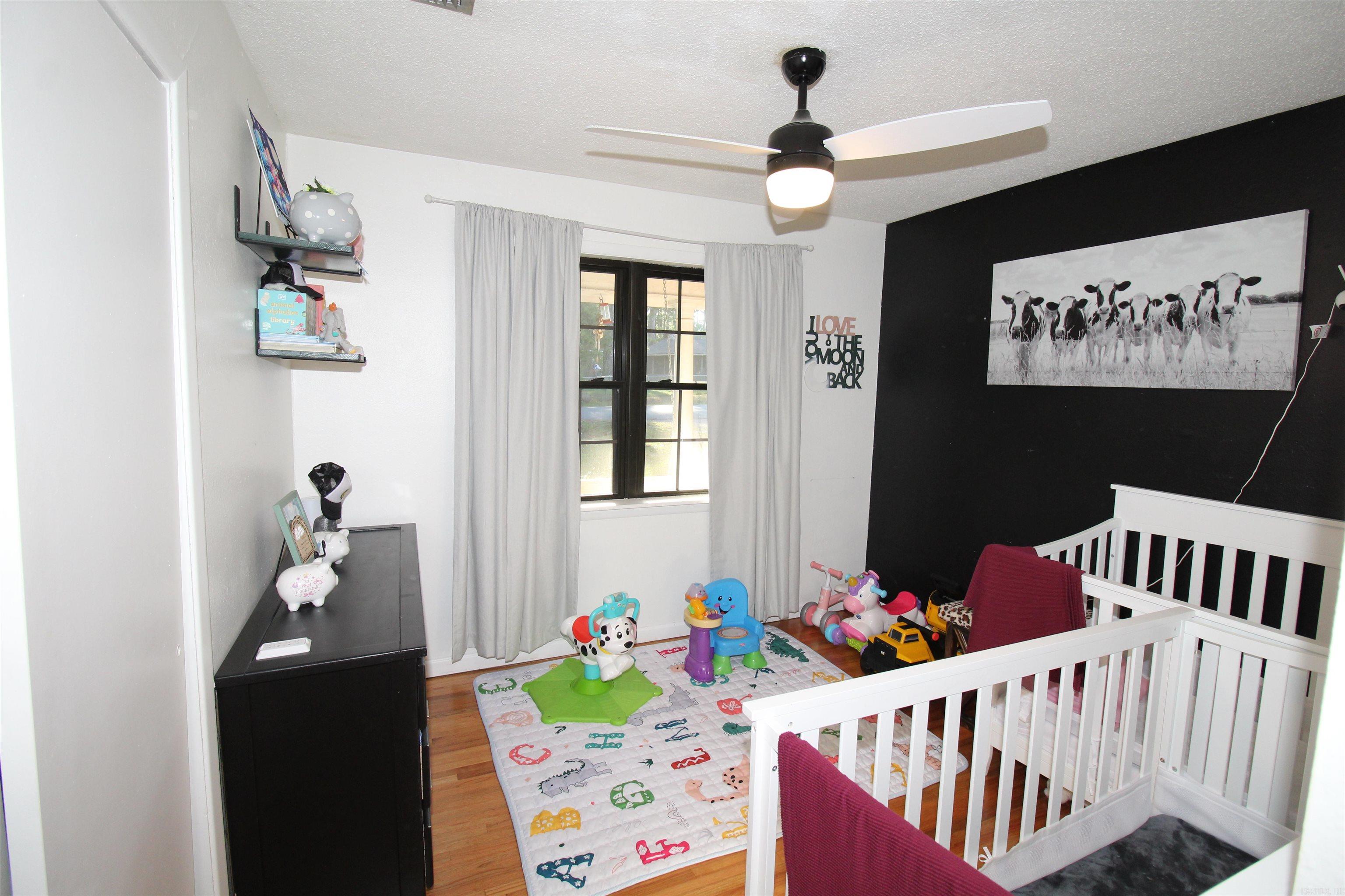 PINE FOREST - Residential