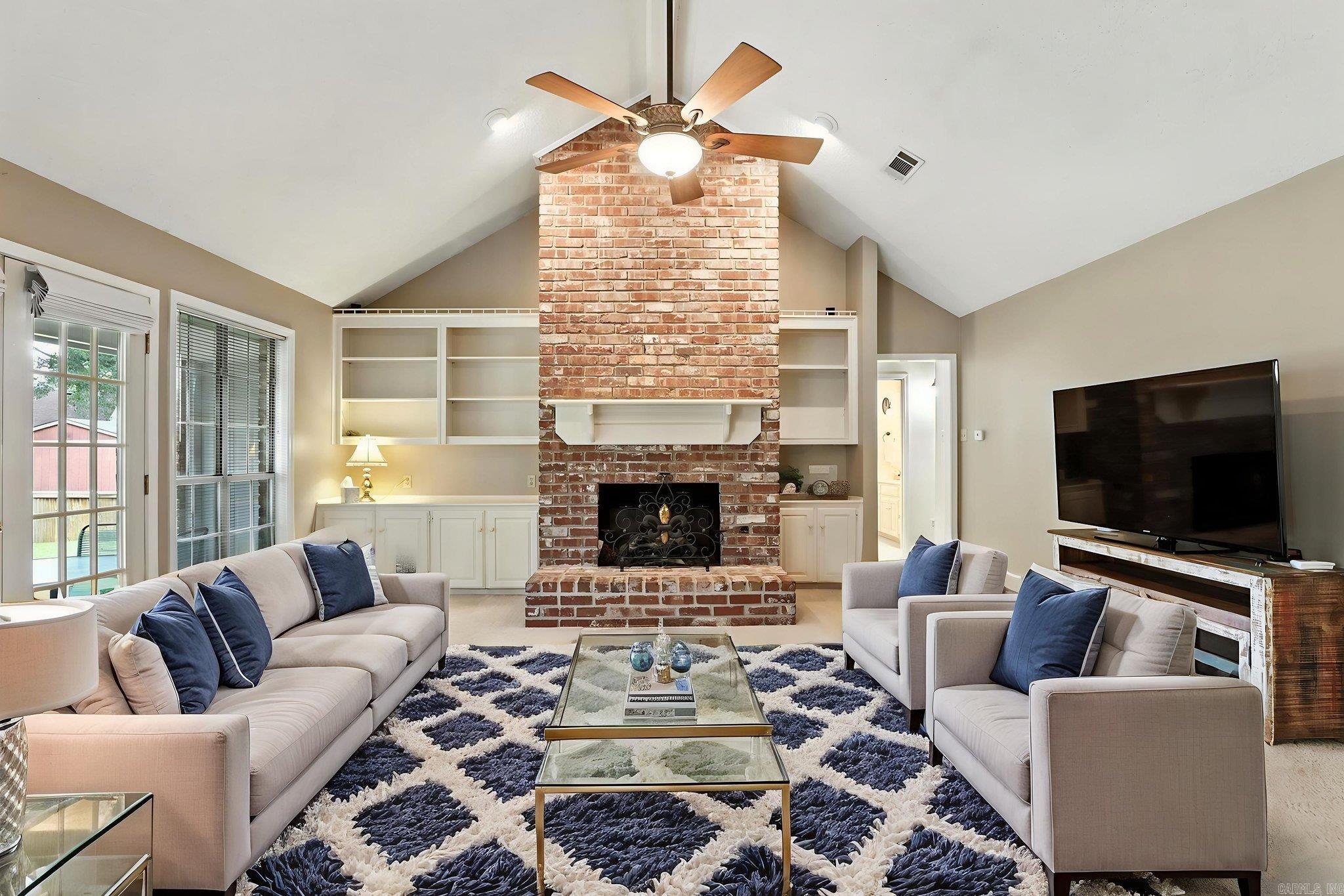 FOXWOOD ESTATES - Residential