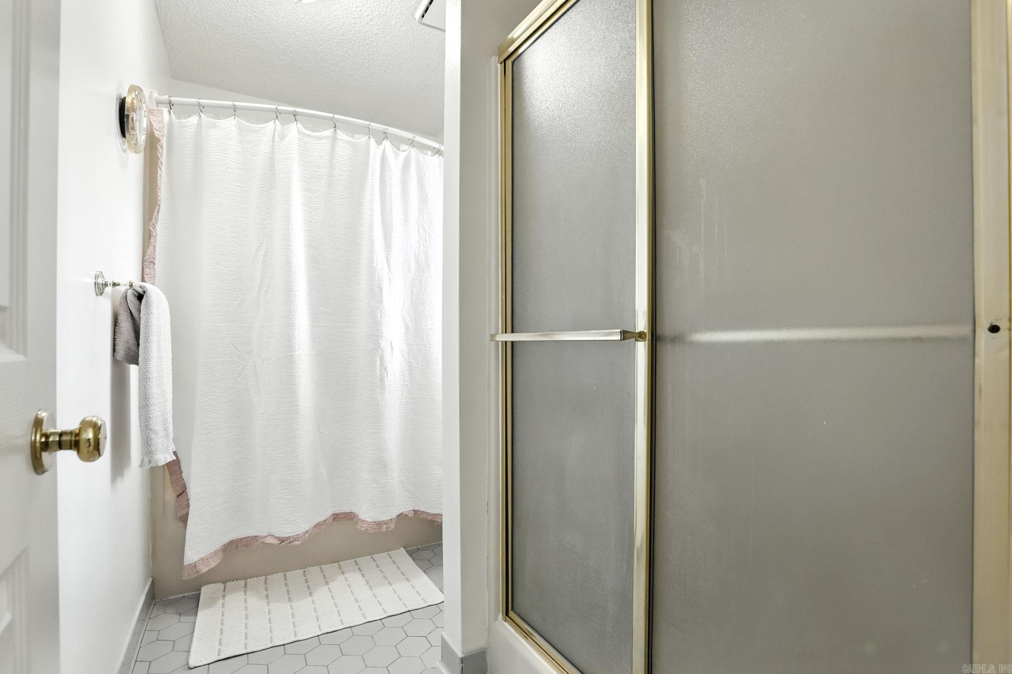 FOXWOOD ESTATES - Residential