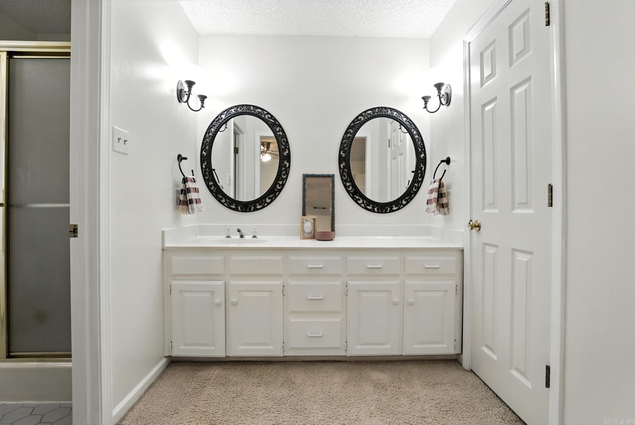 FOXWOOD ESTATES - Residential