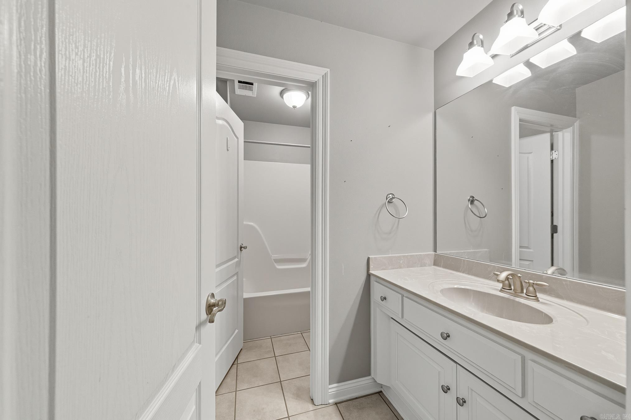 GREYSTONE - Residential Lease