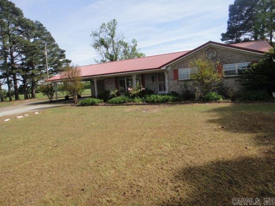 Quiet countryside just minutes from Interstate 57. Spacious home surrounded by farmland. This home is a Ranch style brick home. Kitchen and Dining area with large Laundry Rm. Hard wood floors in Living Rm. There's a patio to sit and enjoy the view. So much to offer, so much potential to make this house your own. See Agent Remarks for submitting an offer.