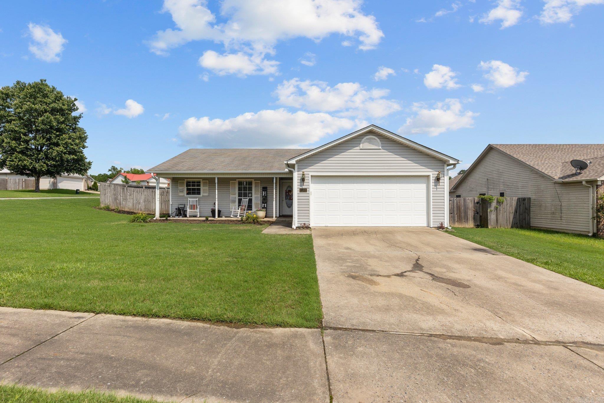 BRYANT MEADOWS - Residential