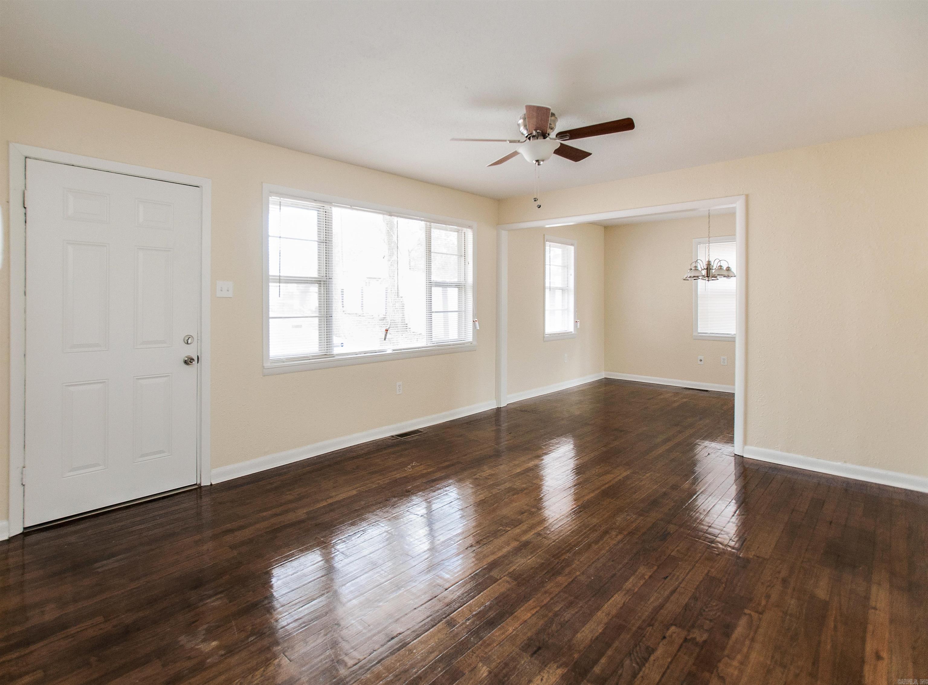 Hicks Interurban - Residential Lease