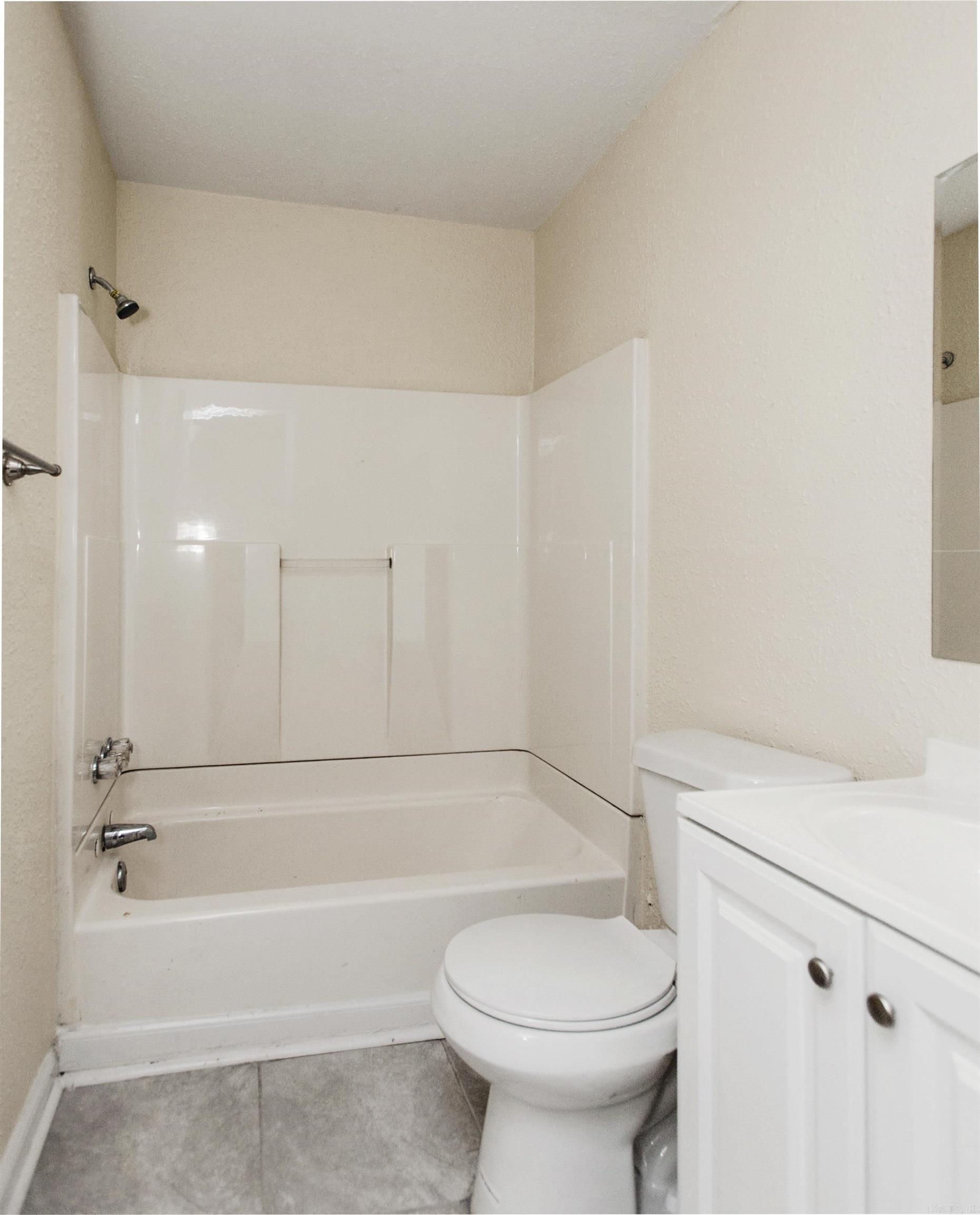 Hicks Interurban - Residential Lease