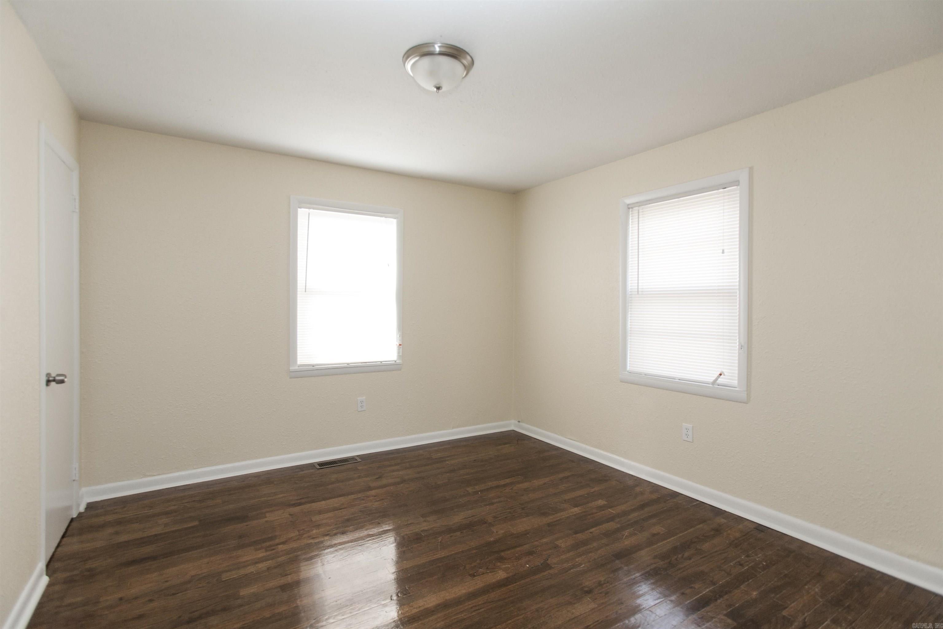 Hicks Interurban - Residential Lease