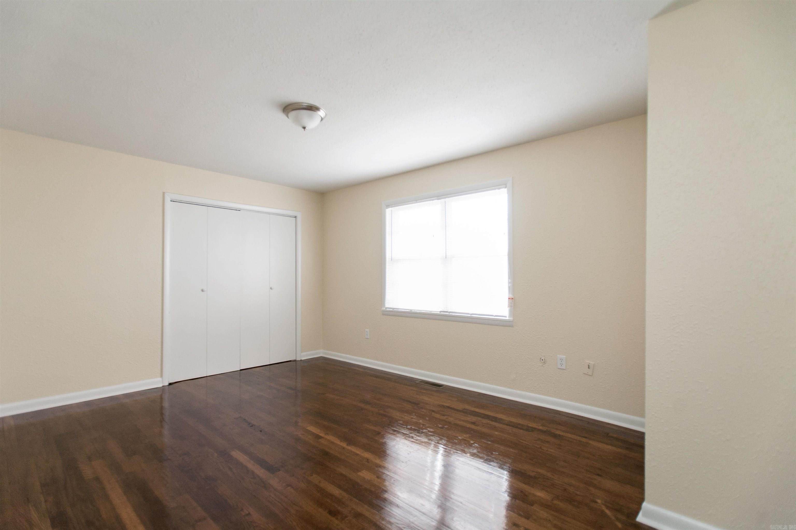 Hicks Interurban - Residential Lease