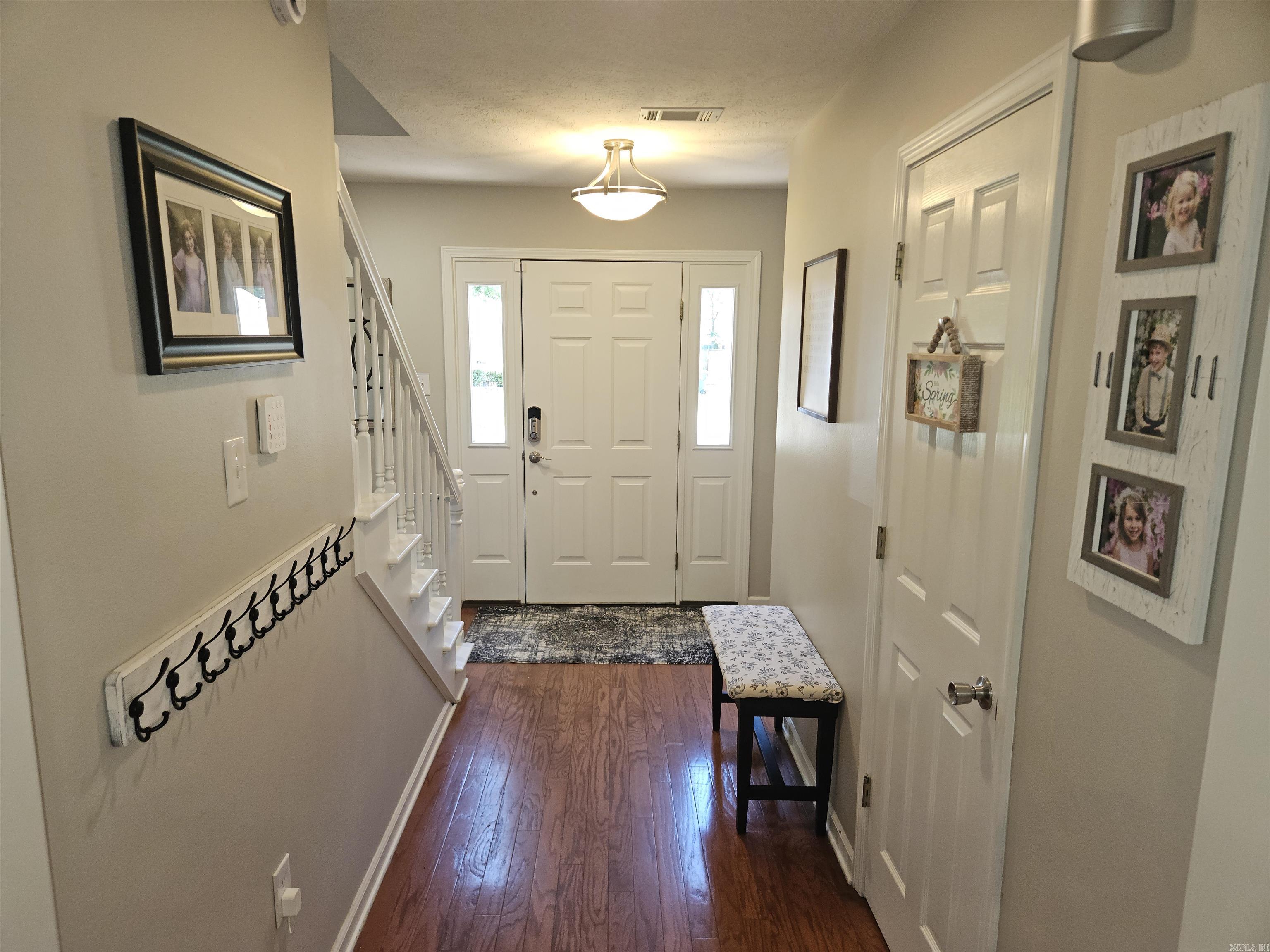ROYAL OAKS - Residential