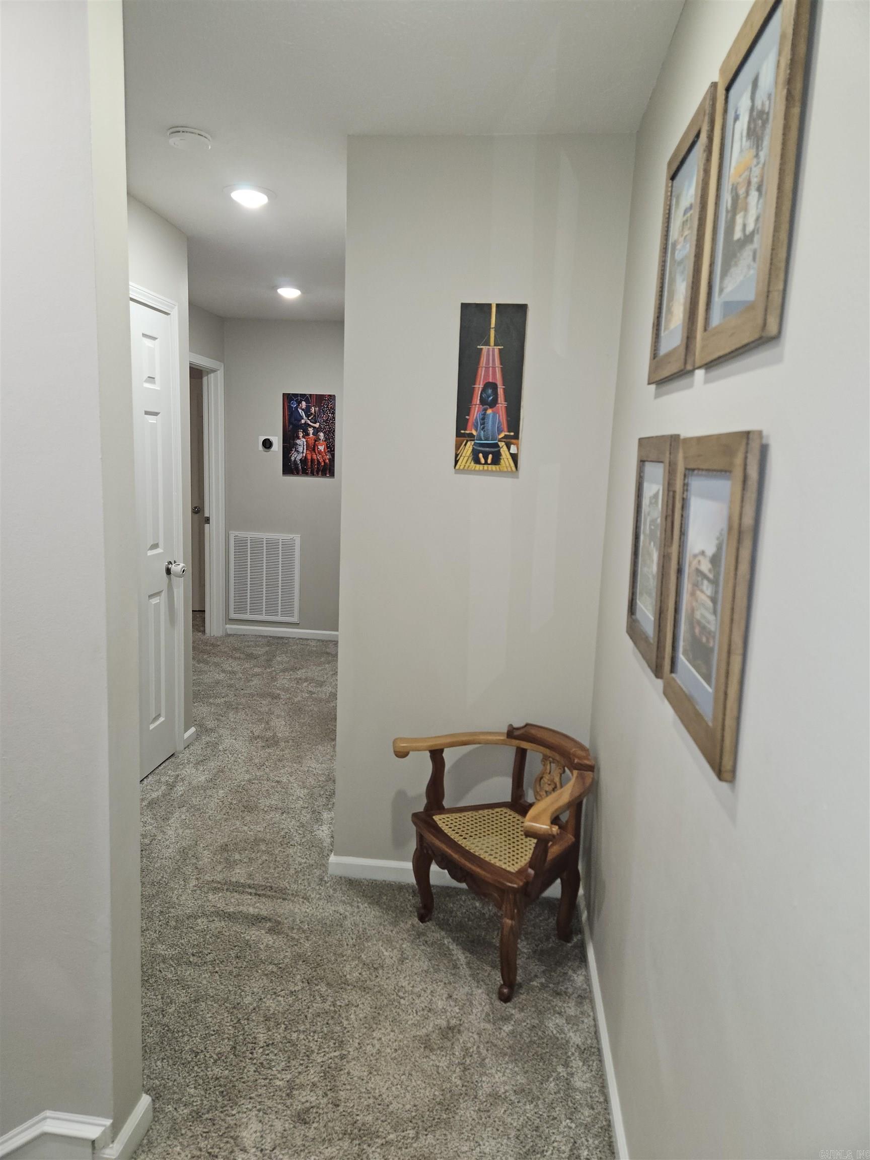 ROYAL OAKS - Residential