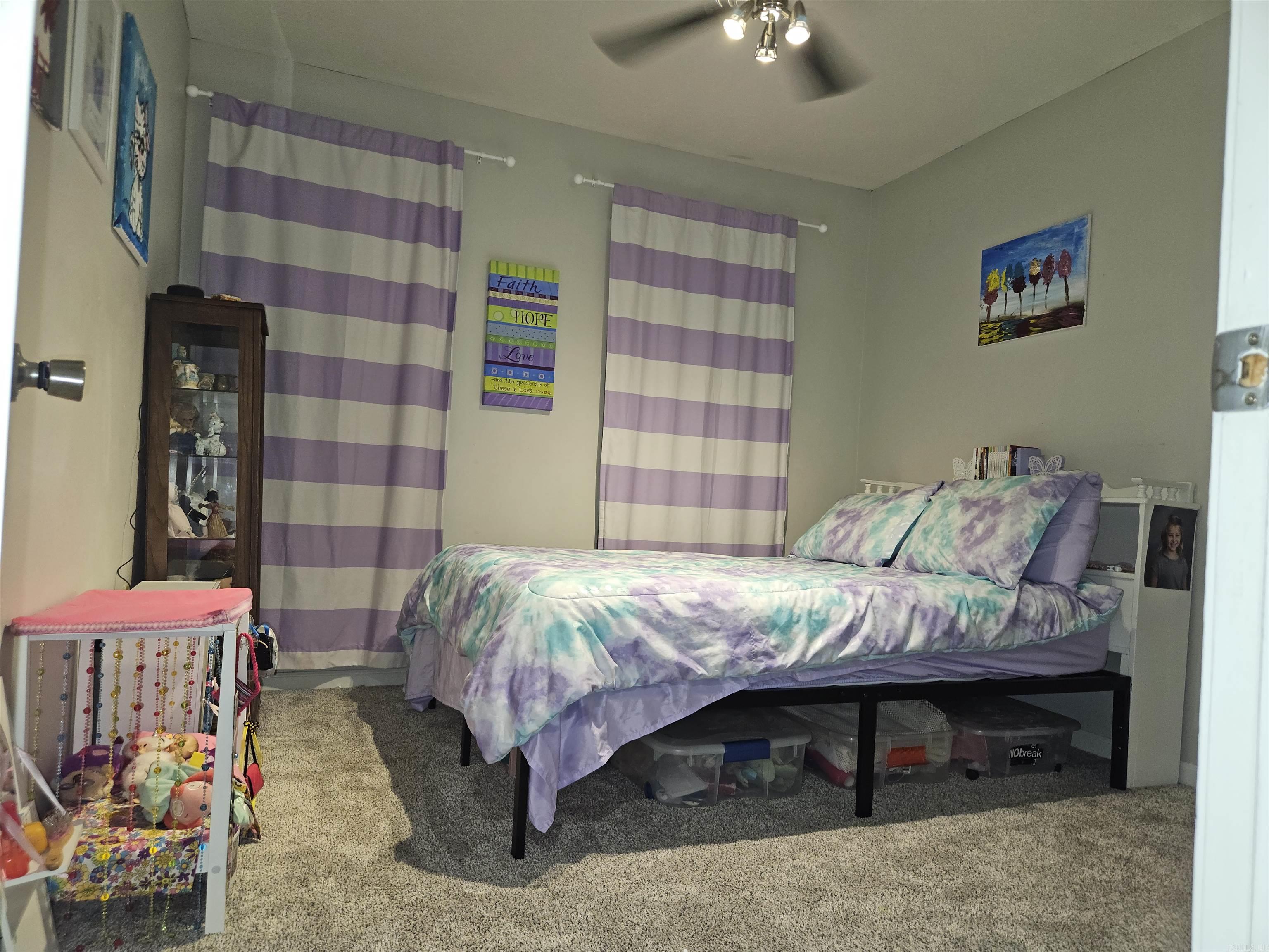 ROYAL OAKS - Residential