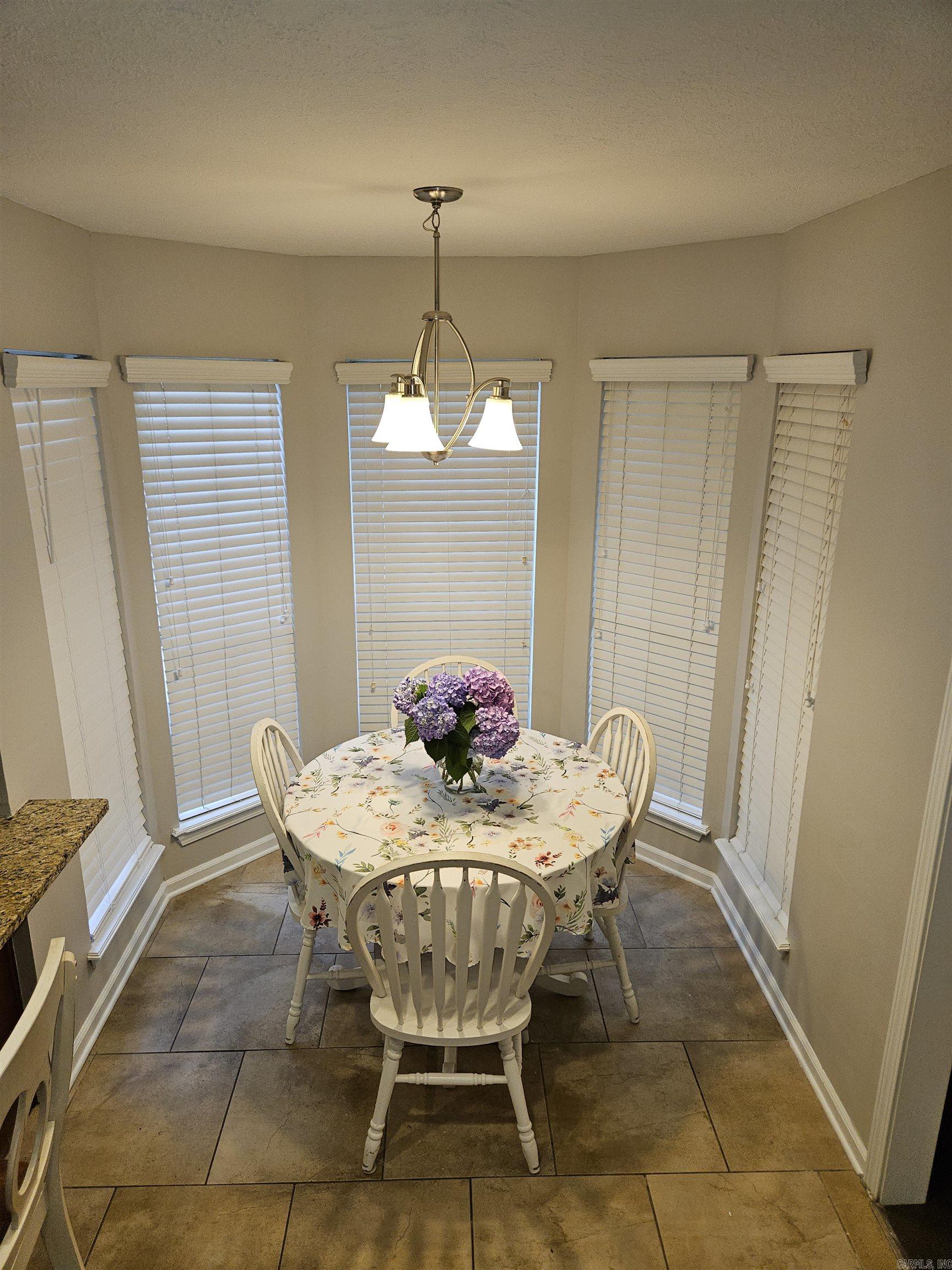 ROYAL OAKS - Residential
