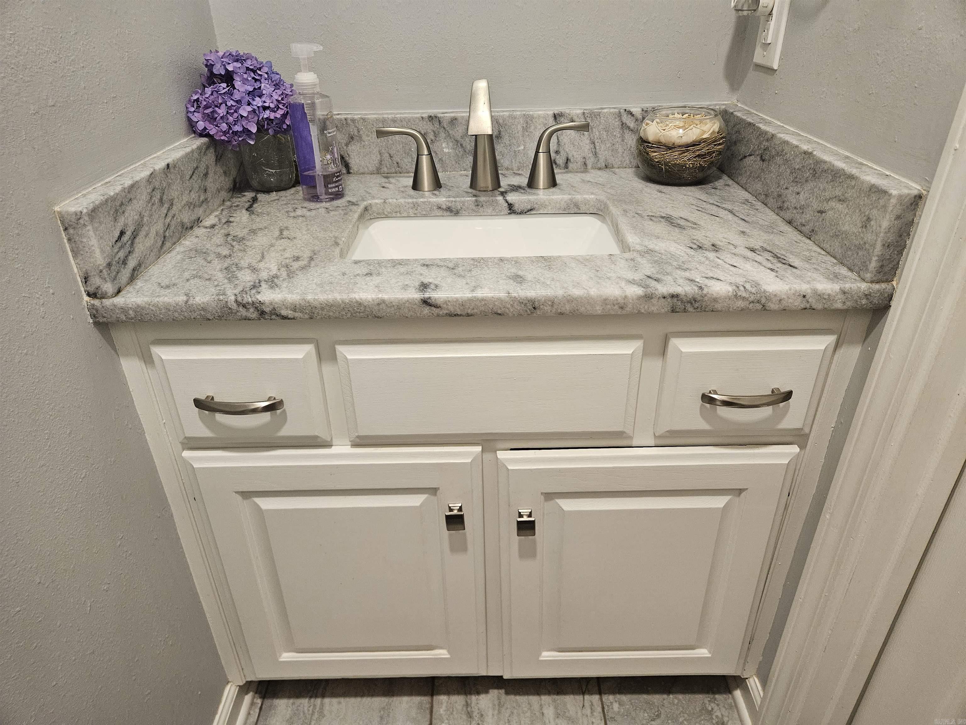ROYAL OAKS - Residential