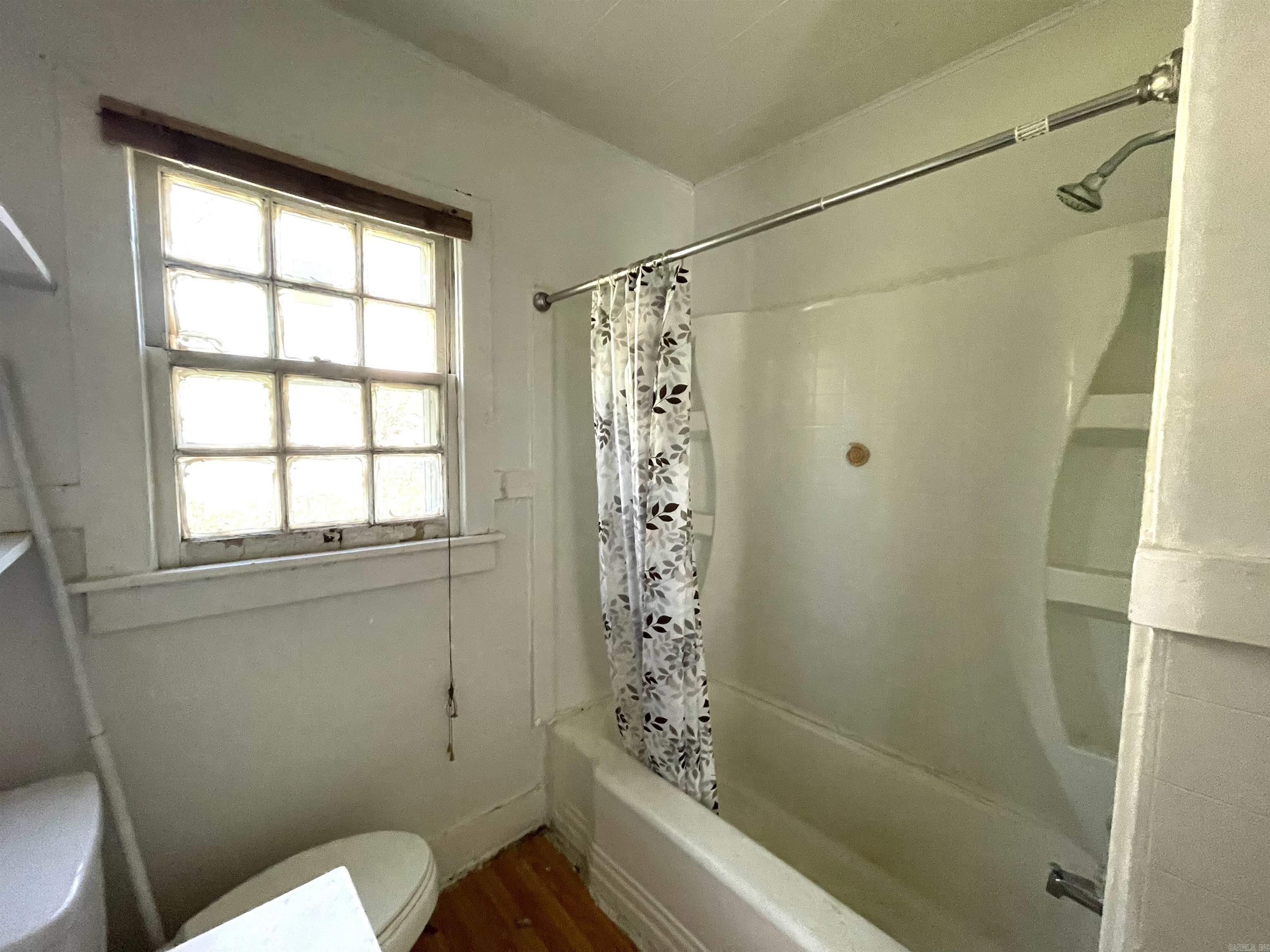 Harrison & Douglas - Residential