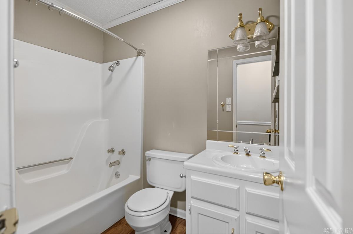 RAINTREE ACRES - Residential