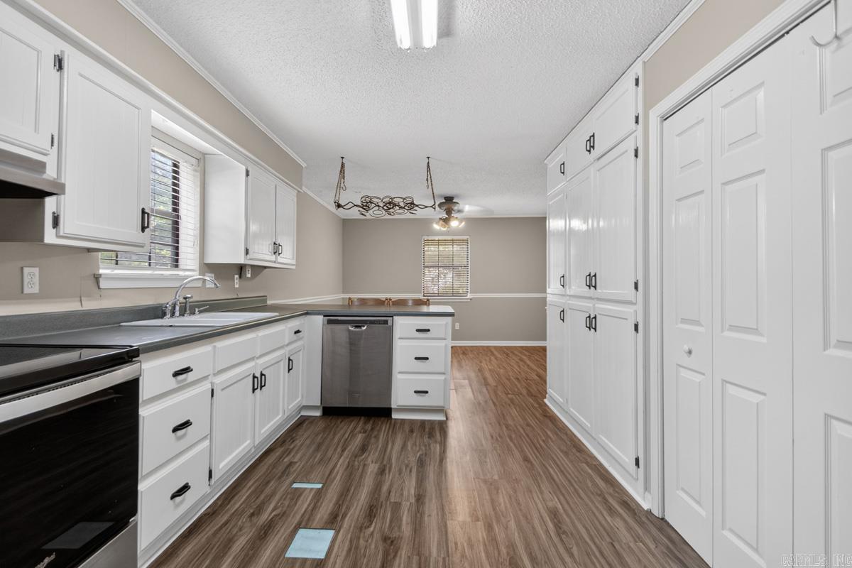 RAINTREE ACRES - Residential