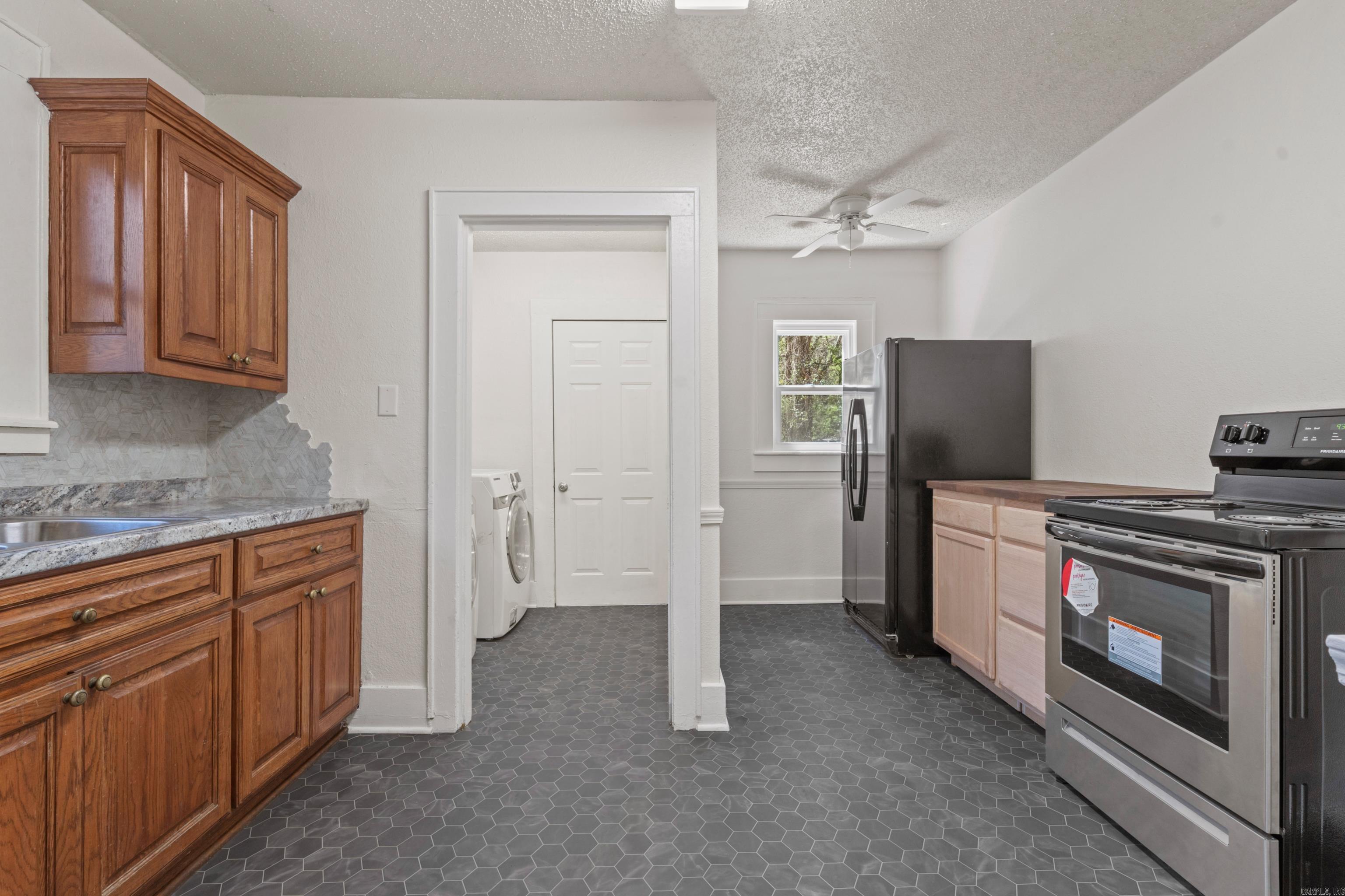 HSR BLK - Residential