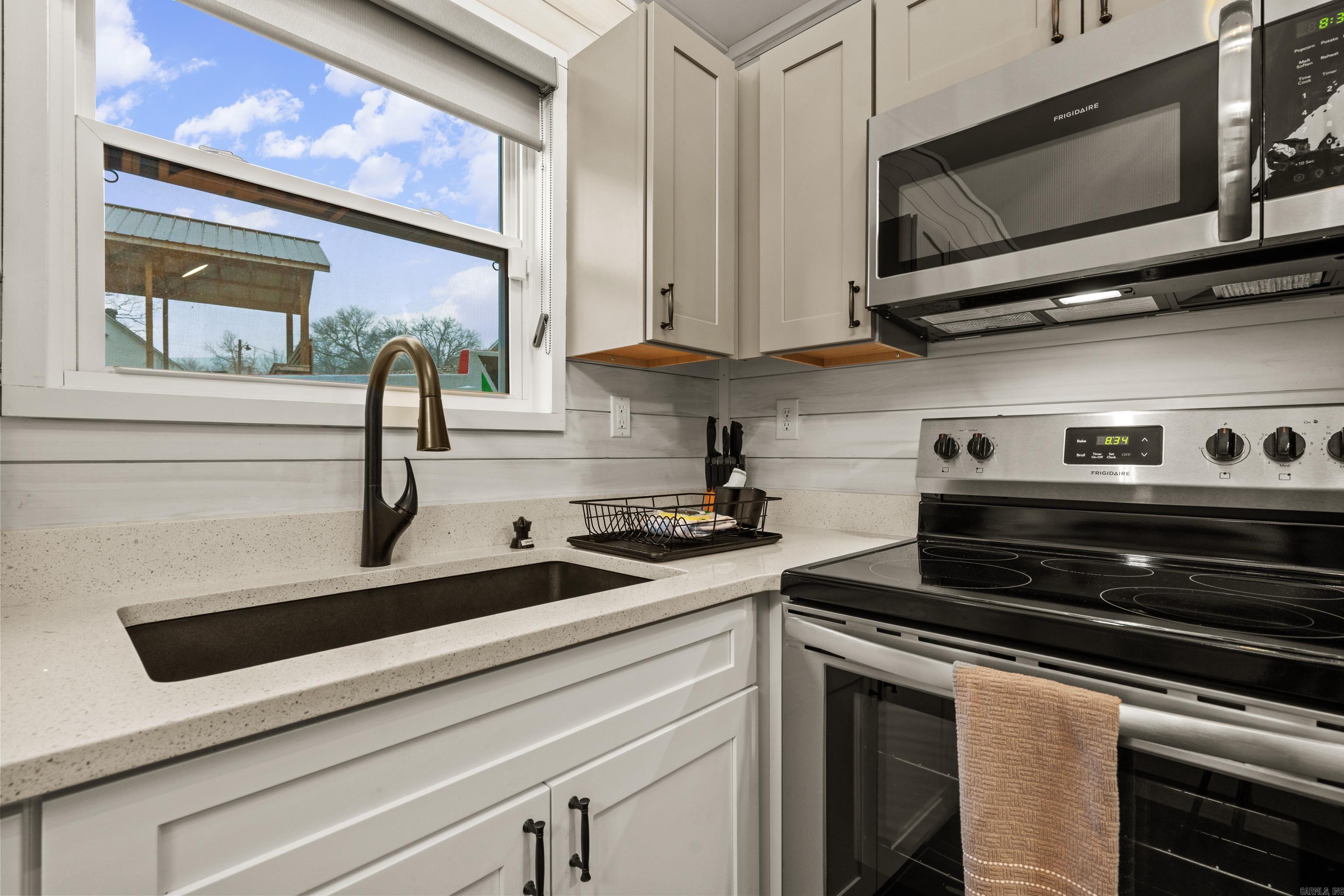 HSR BLK - Residential