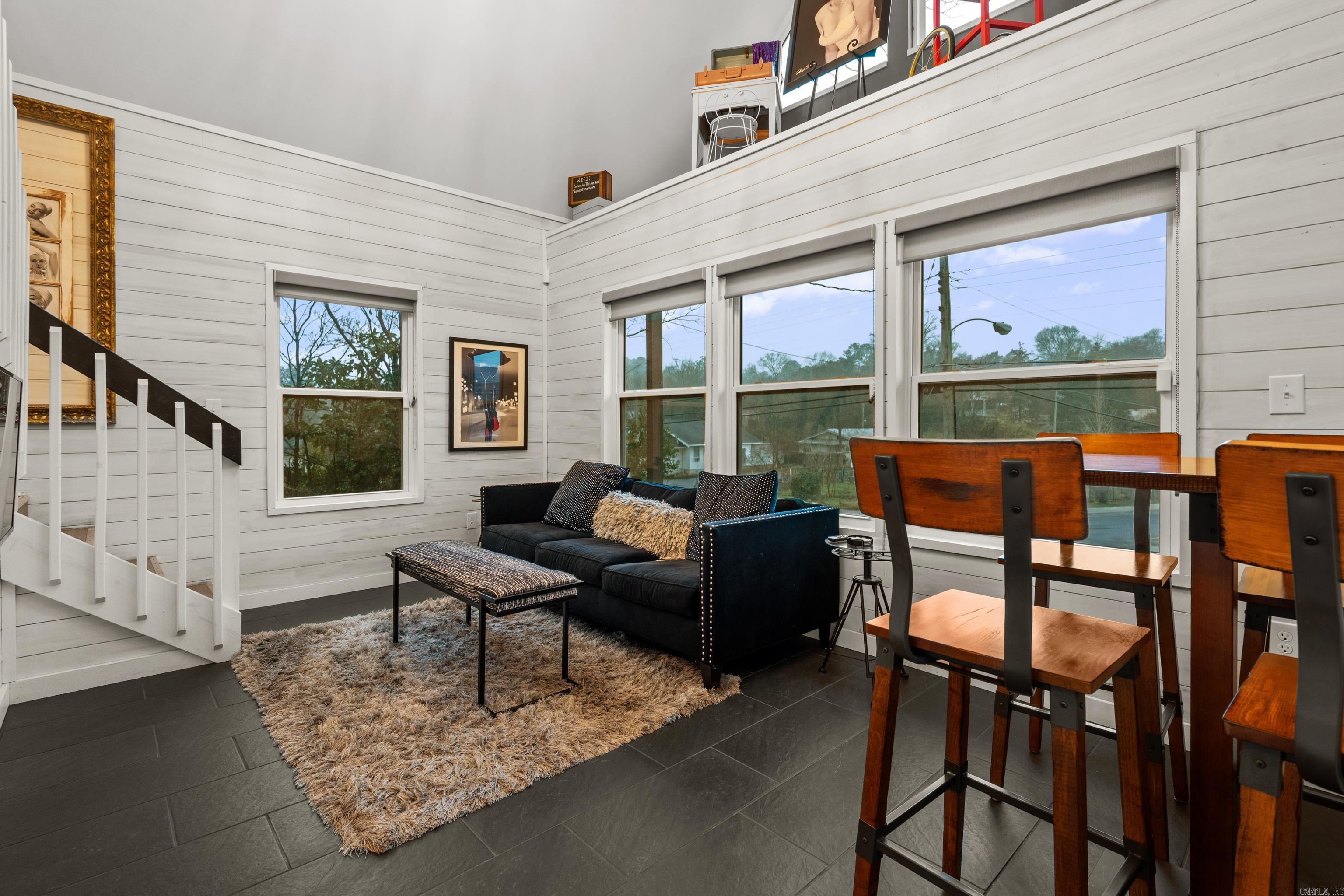 HSR BLK - Residential