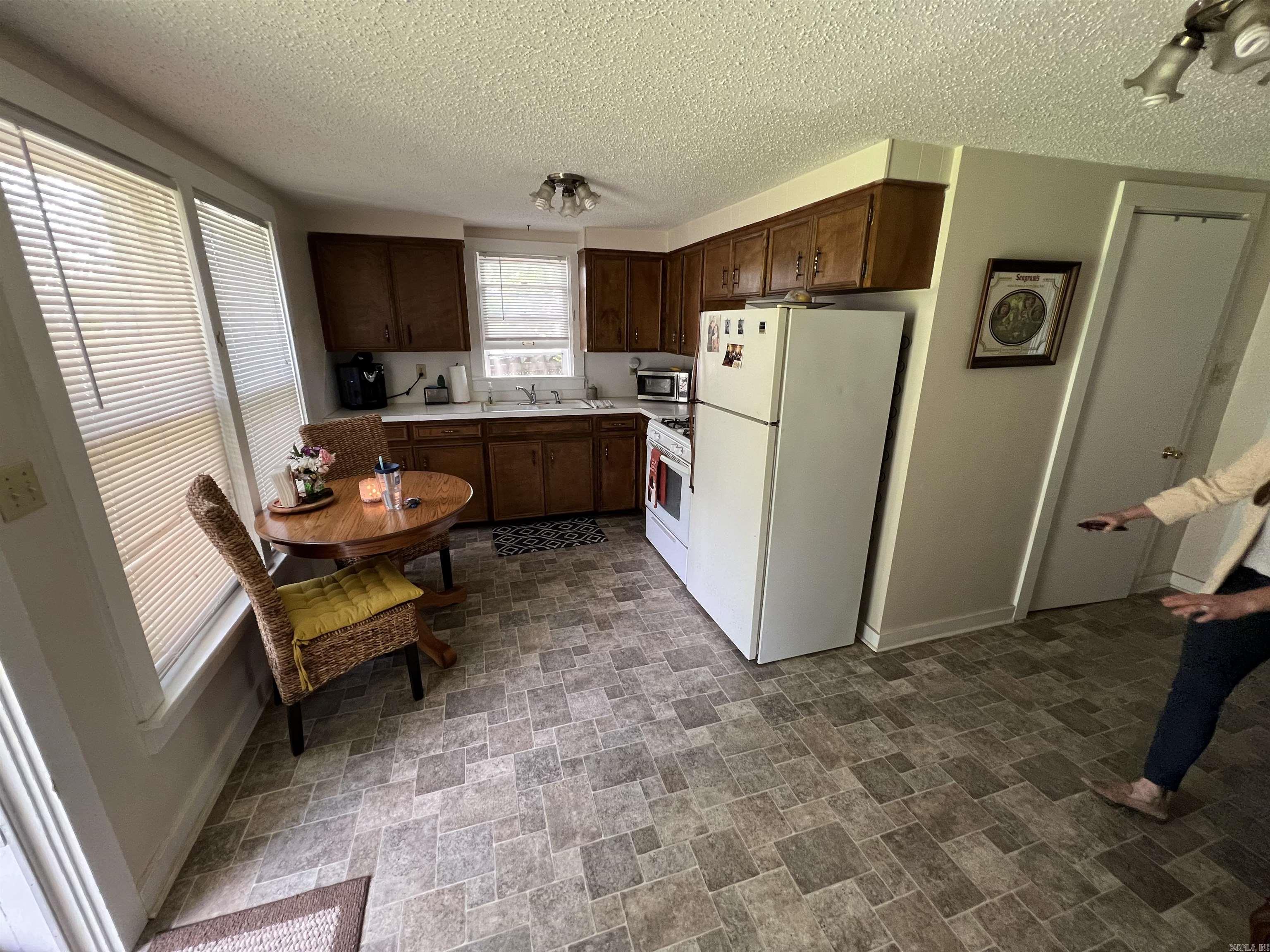 Midland Hills - Residential Lease