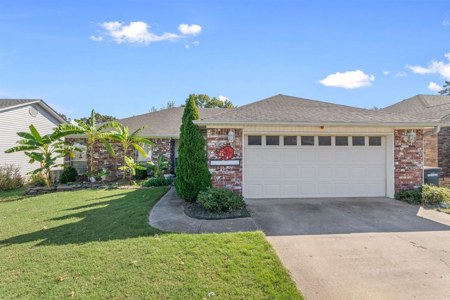 Beautifully updated Sherwood home! Spacious living area with vaulted ceiling that seamlessly connects to the kitchen creating an ideal gathering space, great for entertaining! Kitchen is awesome! Newly renovated with new cabinets, granite countertops.... everything! Back door off of the kitchen leads you to a Large, newly stained back deck! Back yard is good sized, level, and fully fenced. Bedrooms have walk-in closets! Primary has THREE closets!! Laundry Room has extra space as well! Great home!
