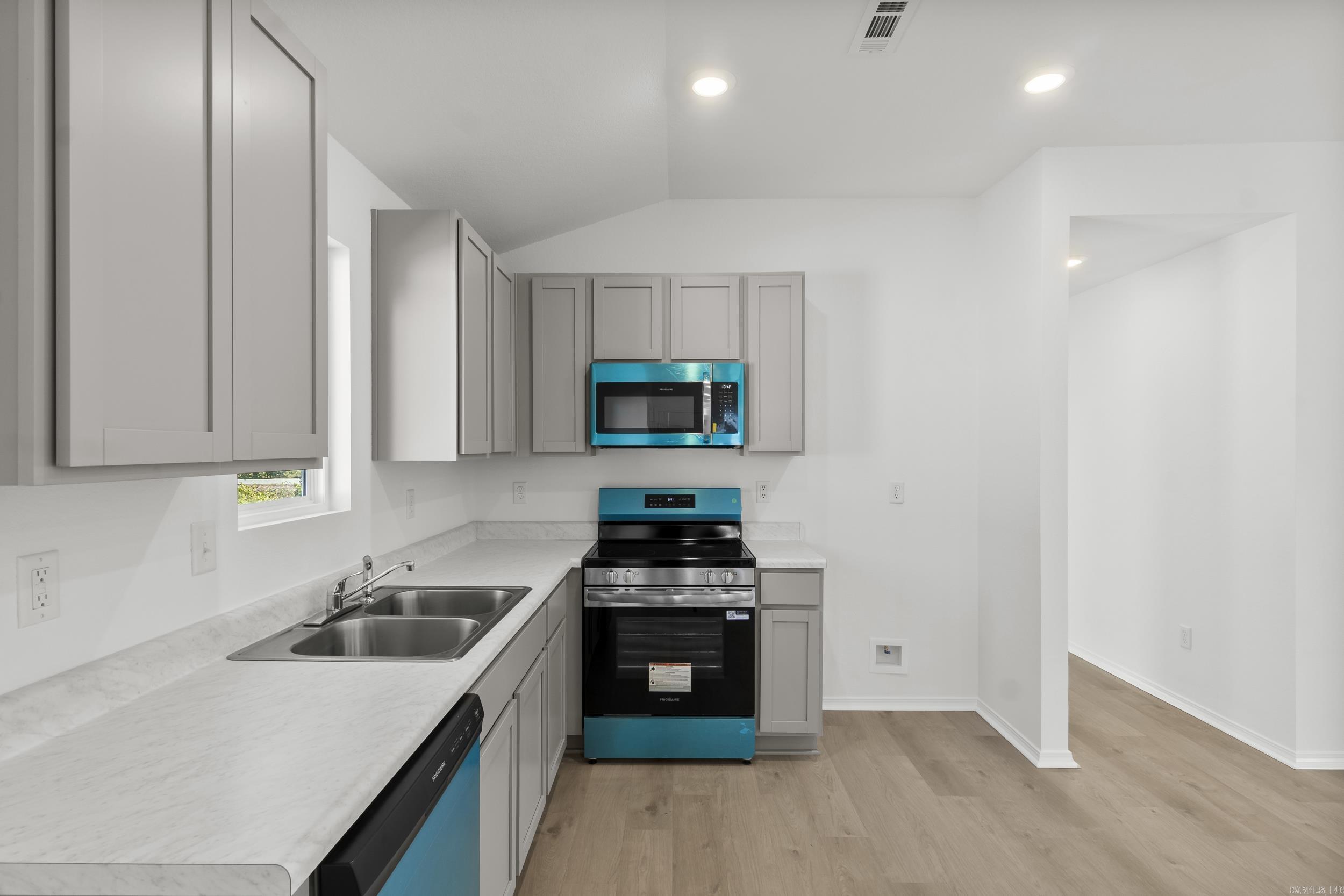 SPRINGLAKE TRAILS - Residential