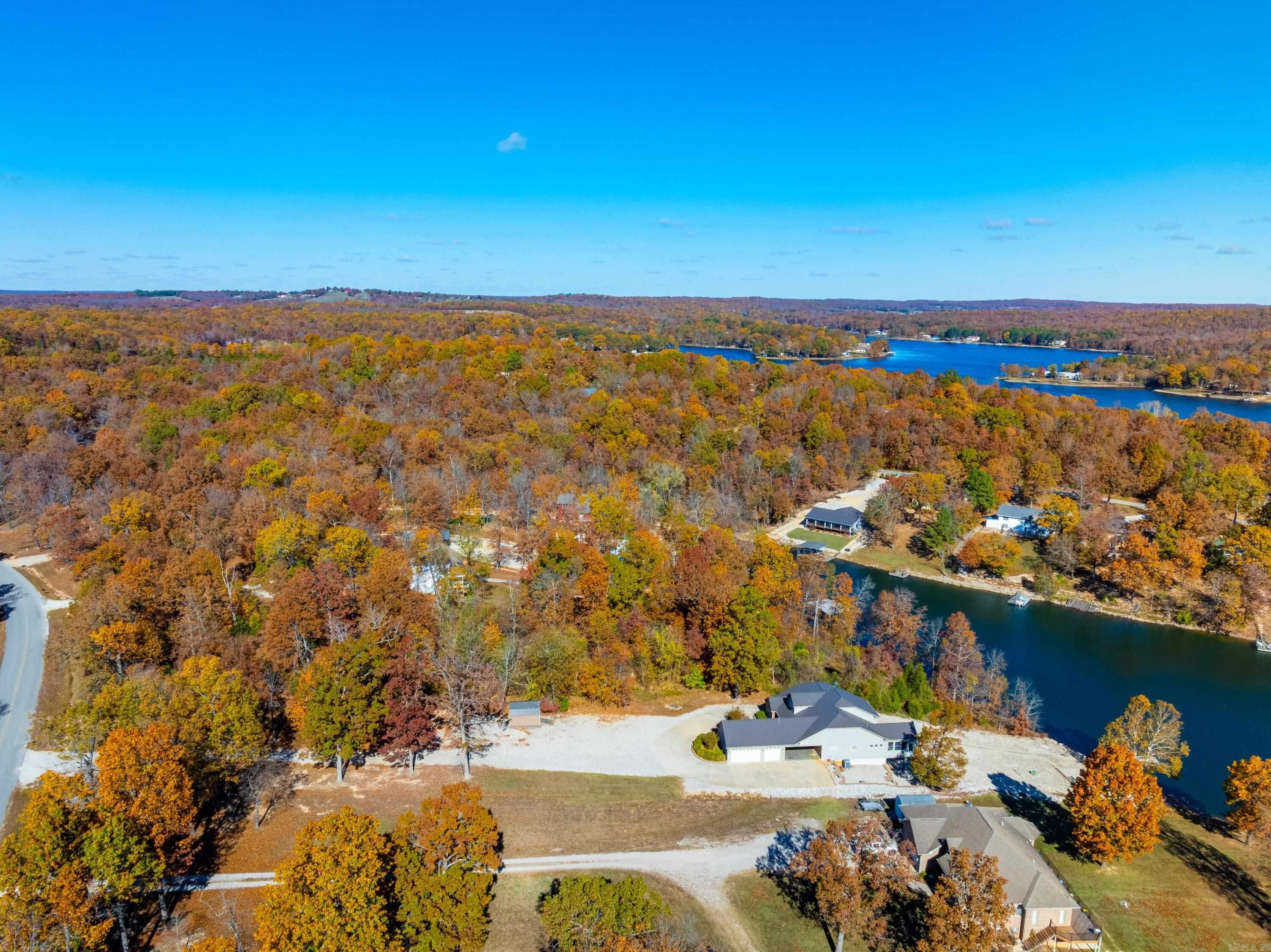 CROWN VIEW - Residential