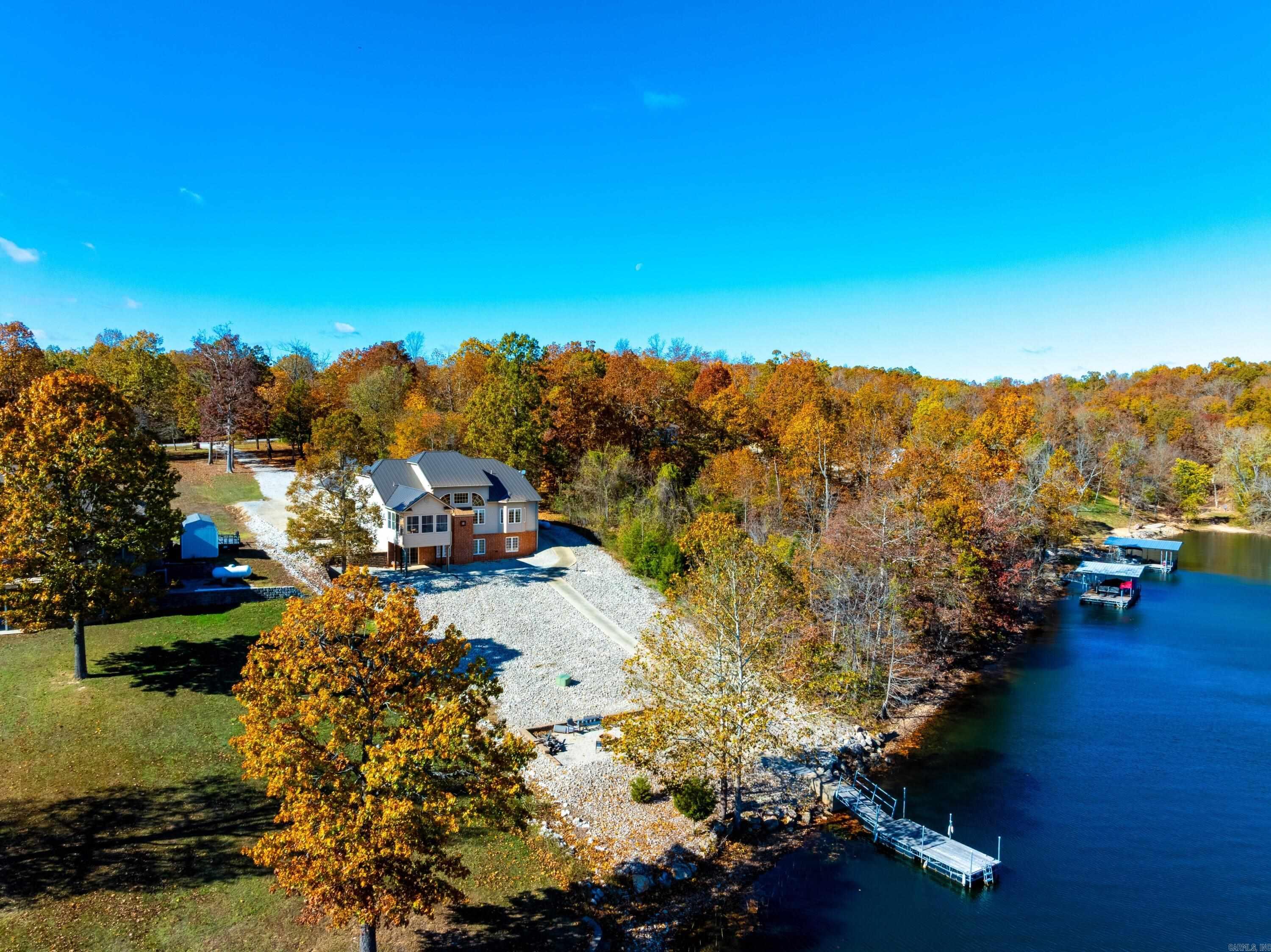 CROWN VIEW - Residential