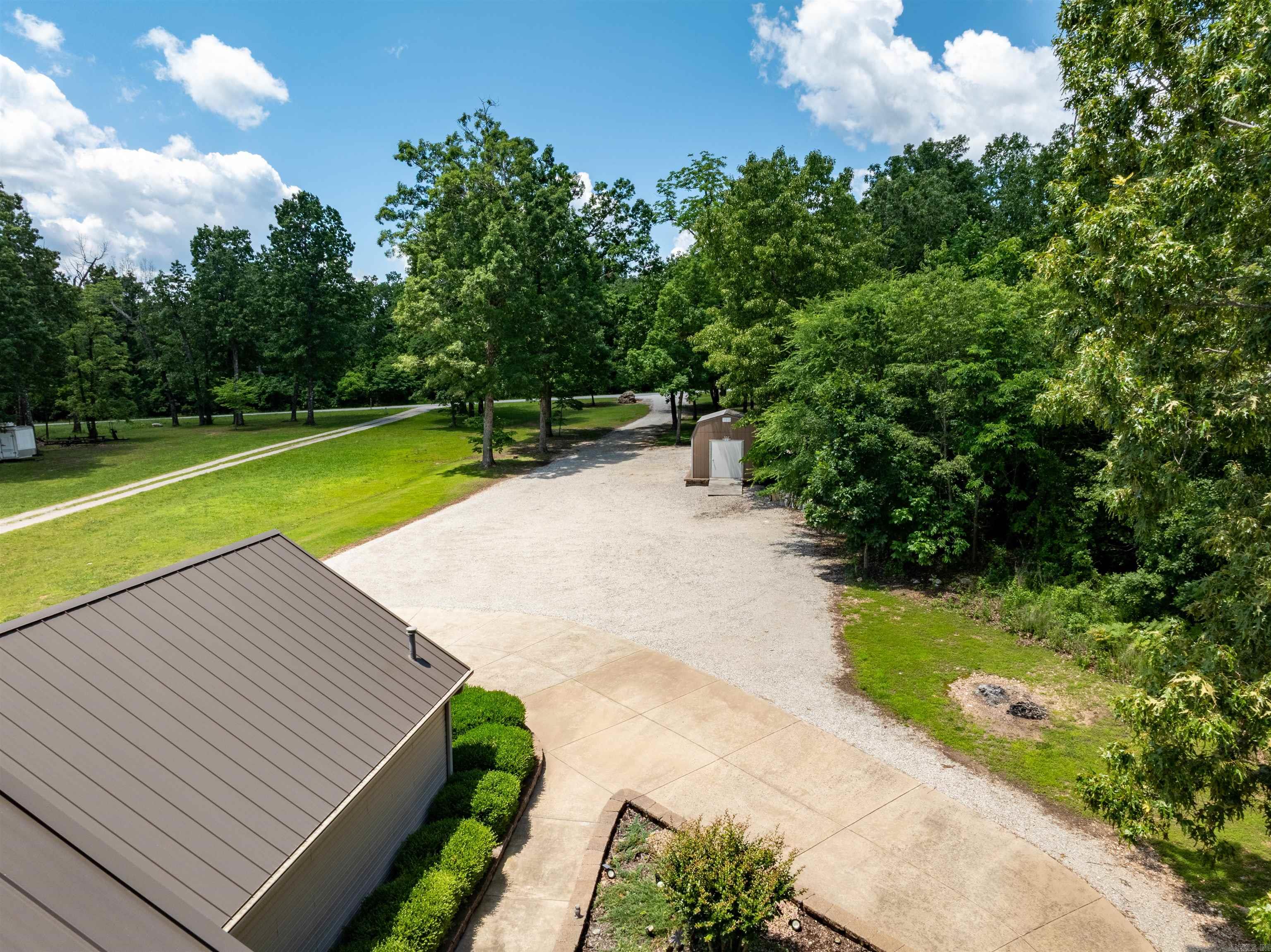 CROWN VIEW - Residential