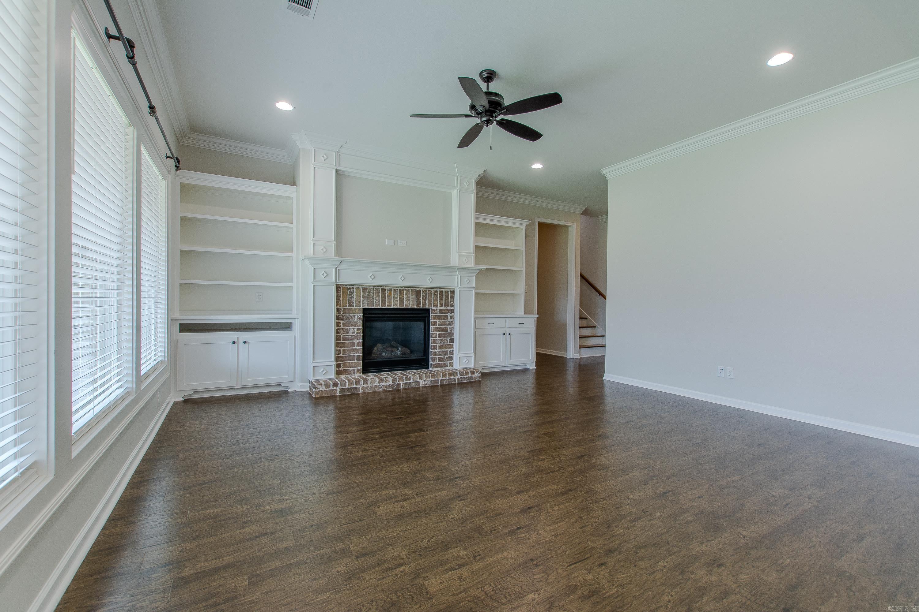 THE MAPLES - Residential