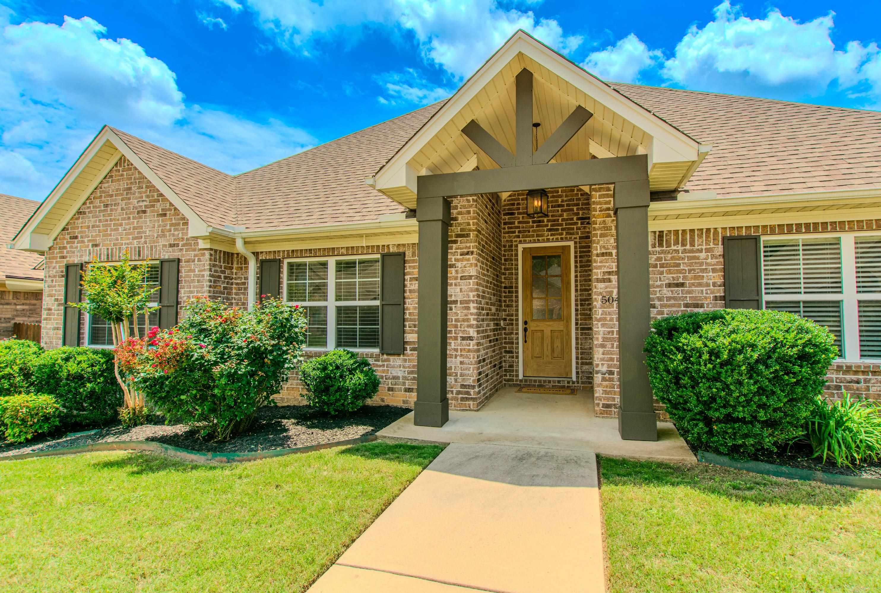 THE MAPLES - Residential