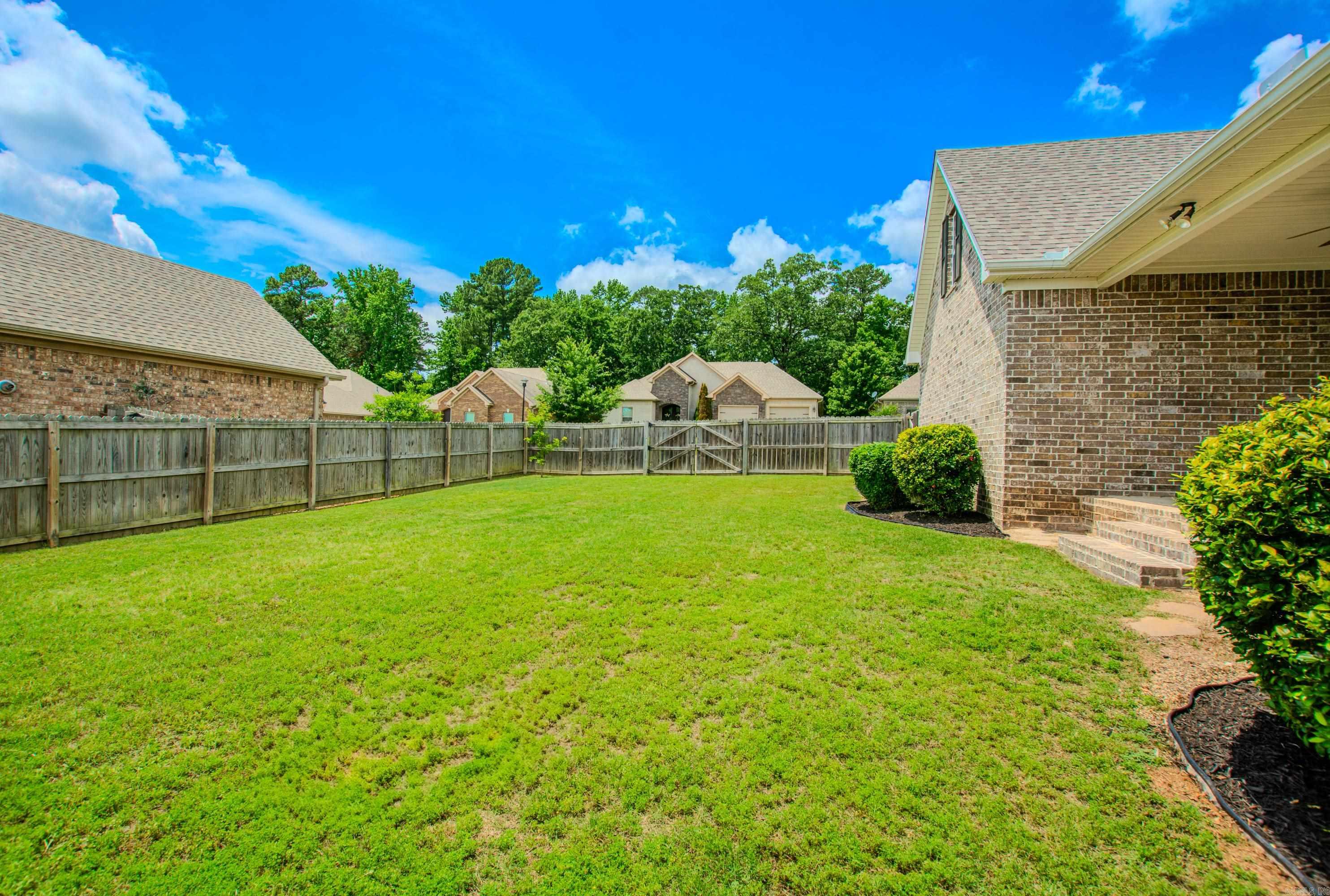 THE MAPLES - Residential