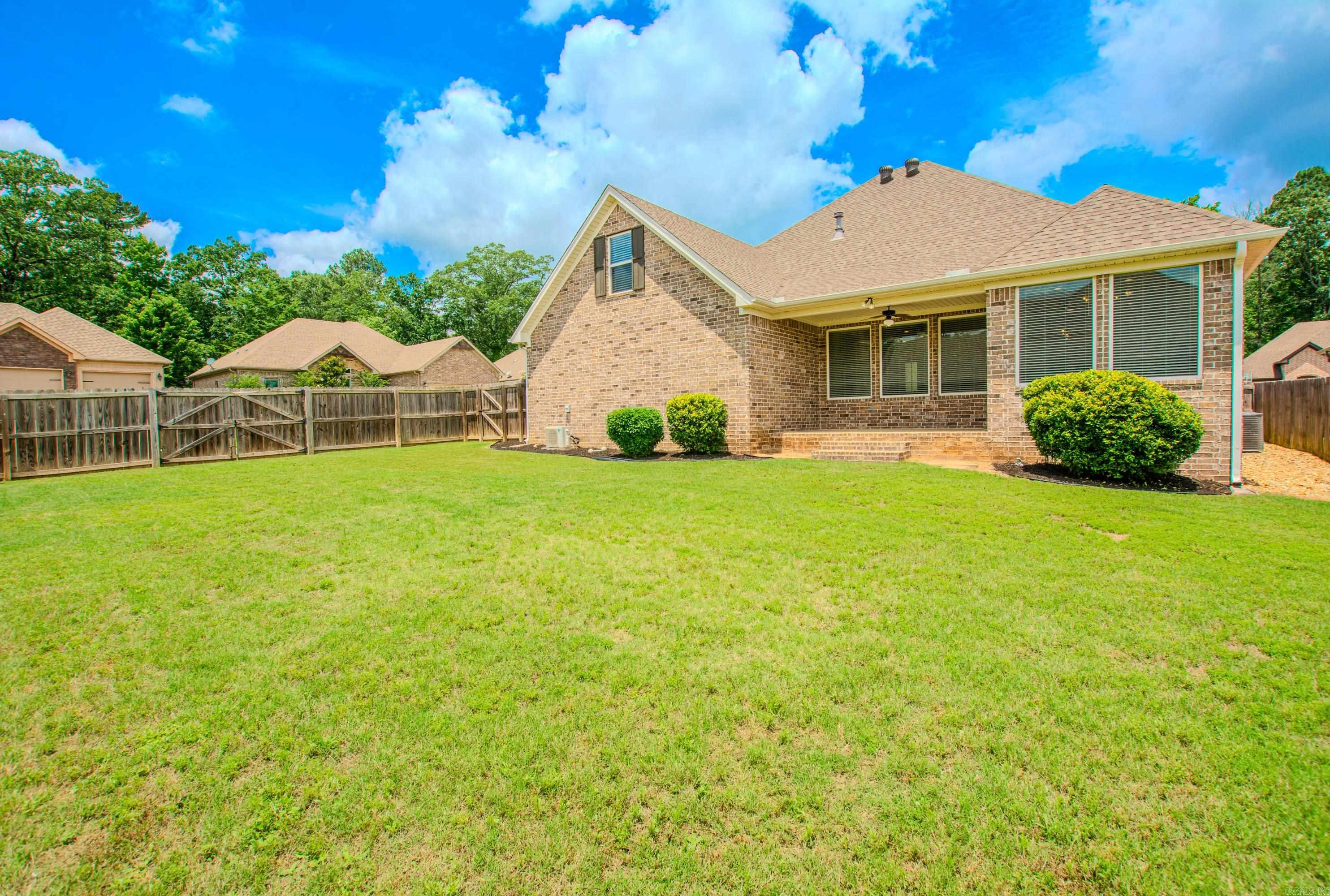 THE MAPLES - Residential