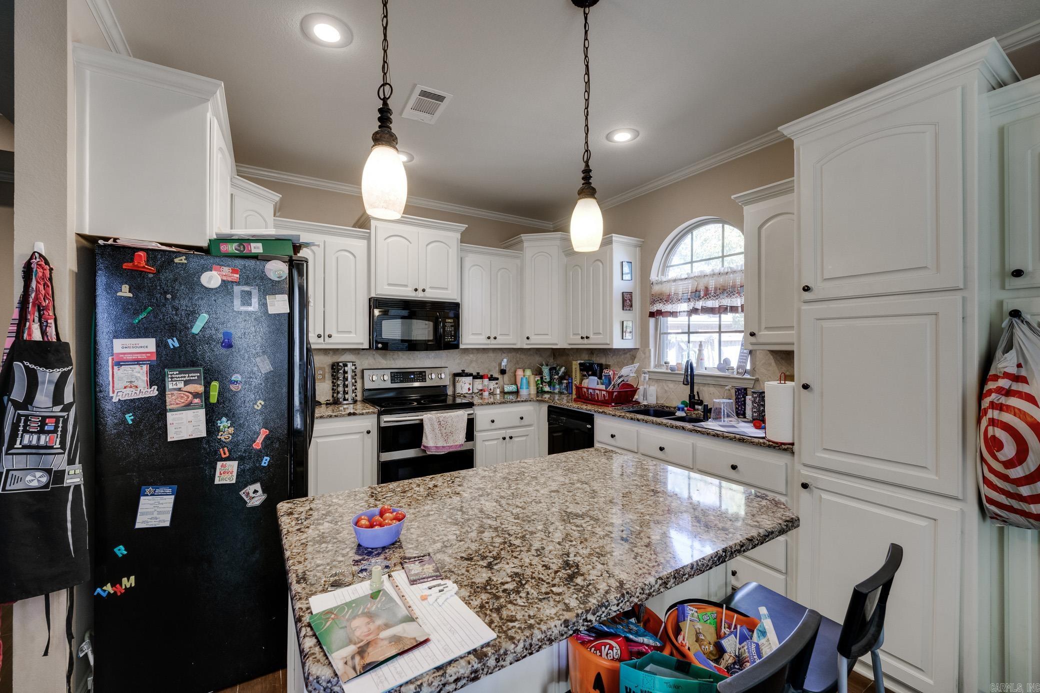 BASE MEADOWS ADDN - Residential