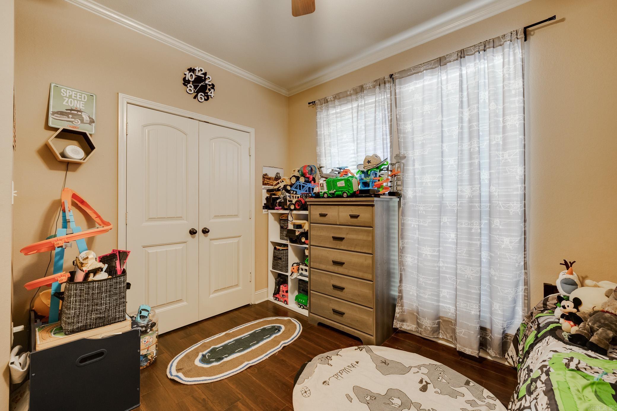 BASE MEADOWS ADDN - Residential