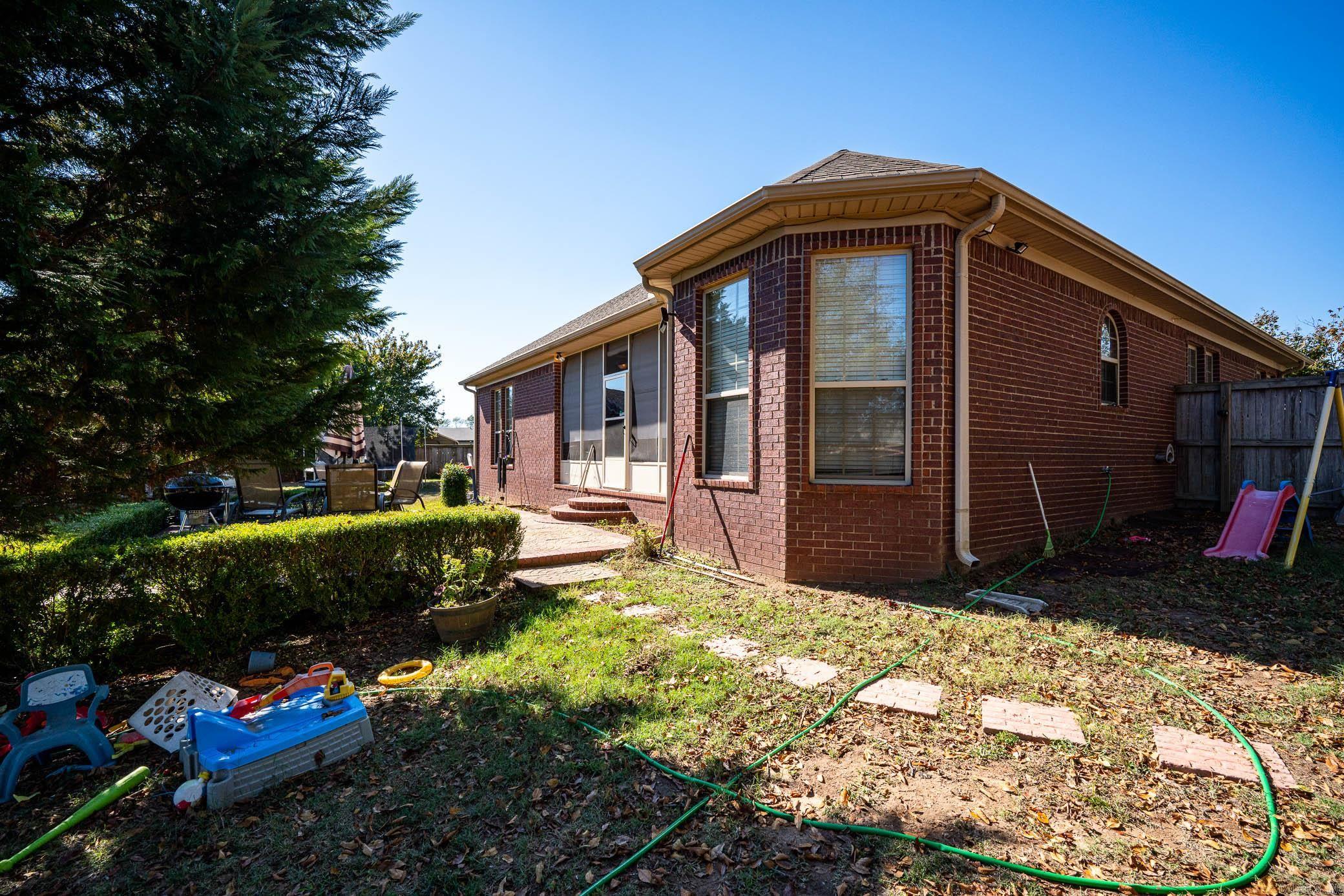 BASE MEADOWS ADDN - Residential