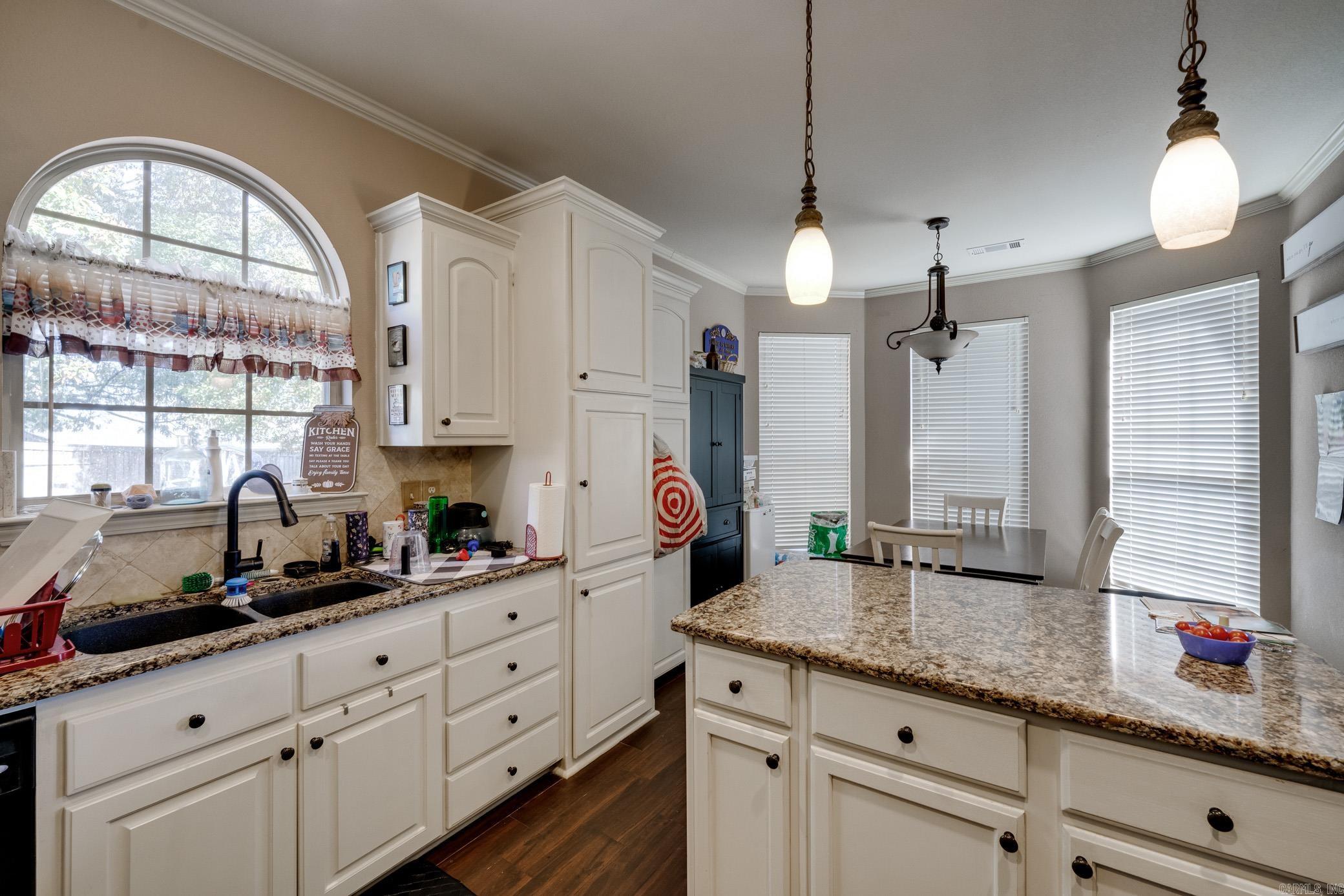 BASE MEADOWS ADDN - Residential