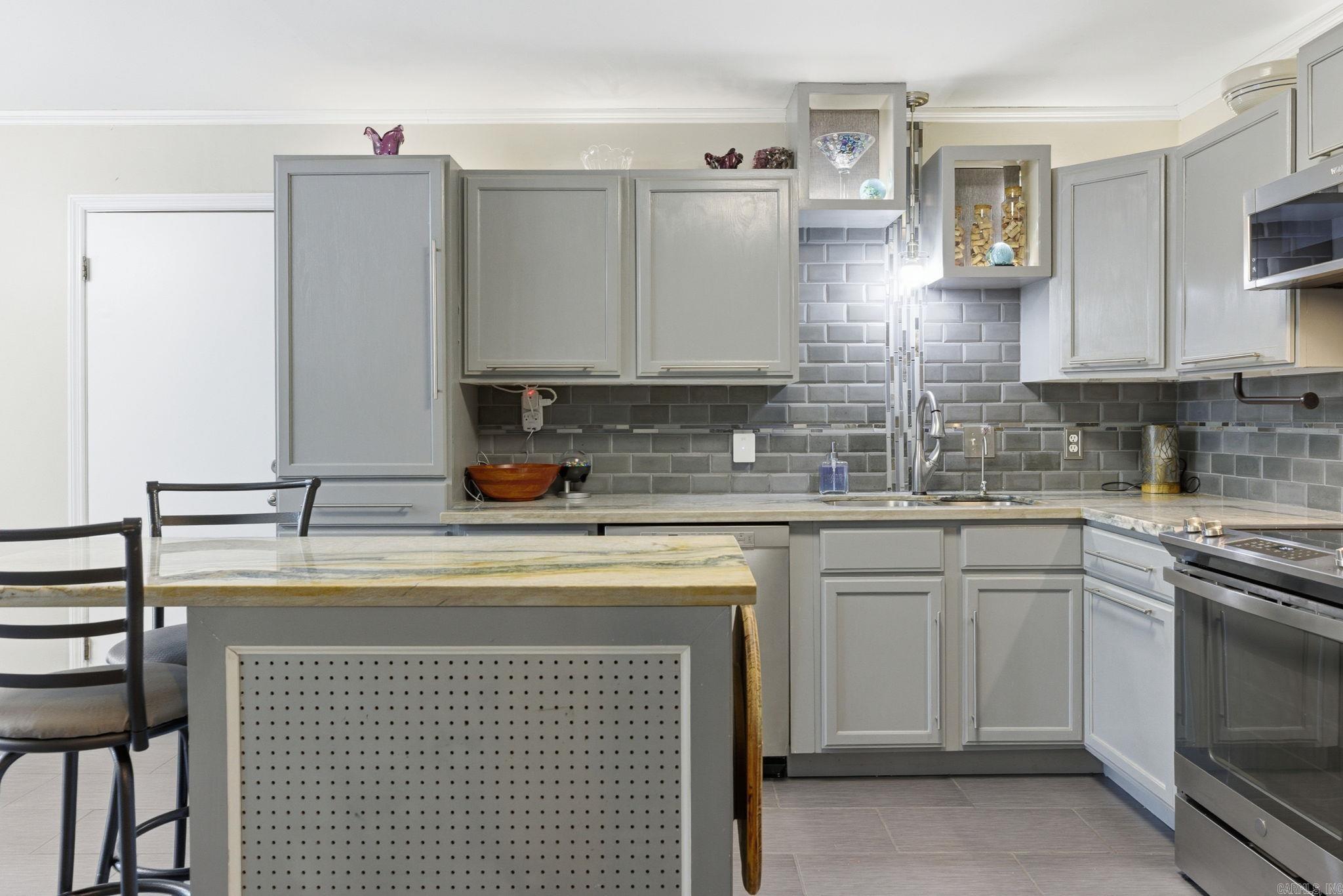 STONELEDGE TO COOK MTN VIL - Residential