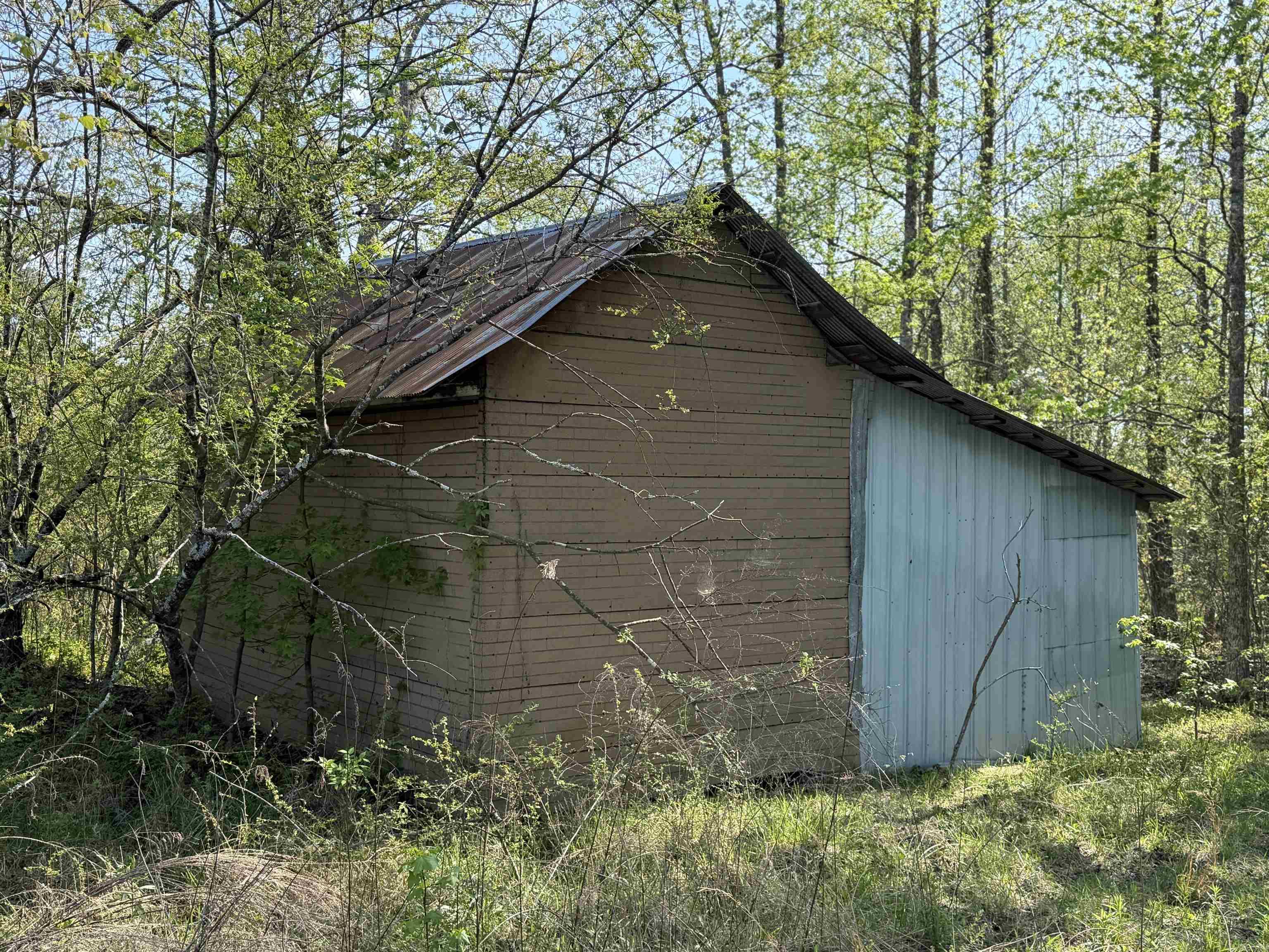 Metes & Bounds - Land