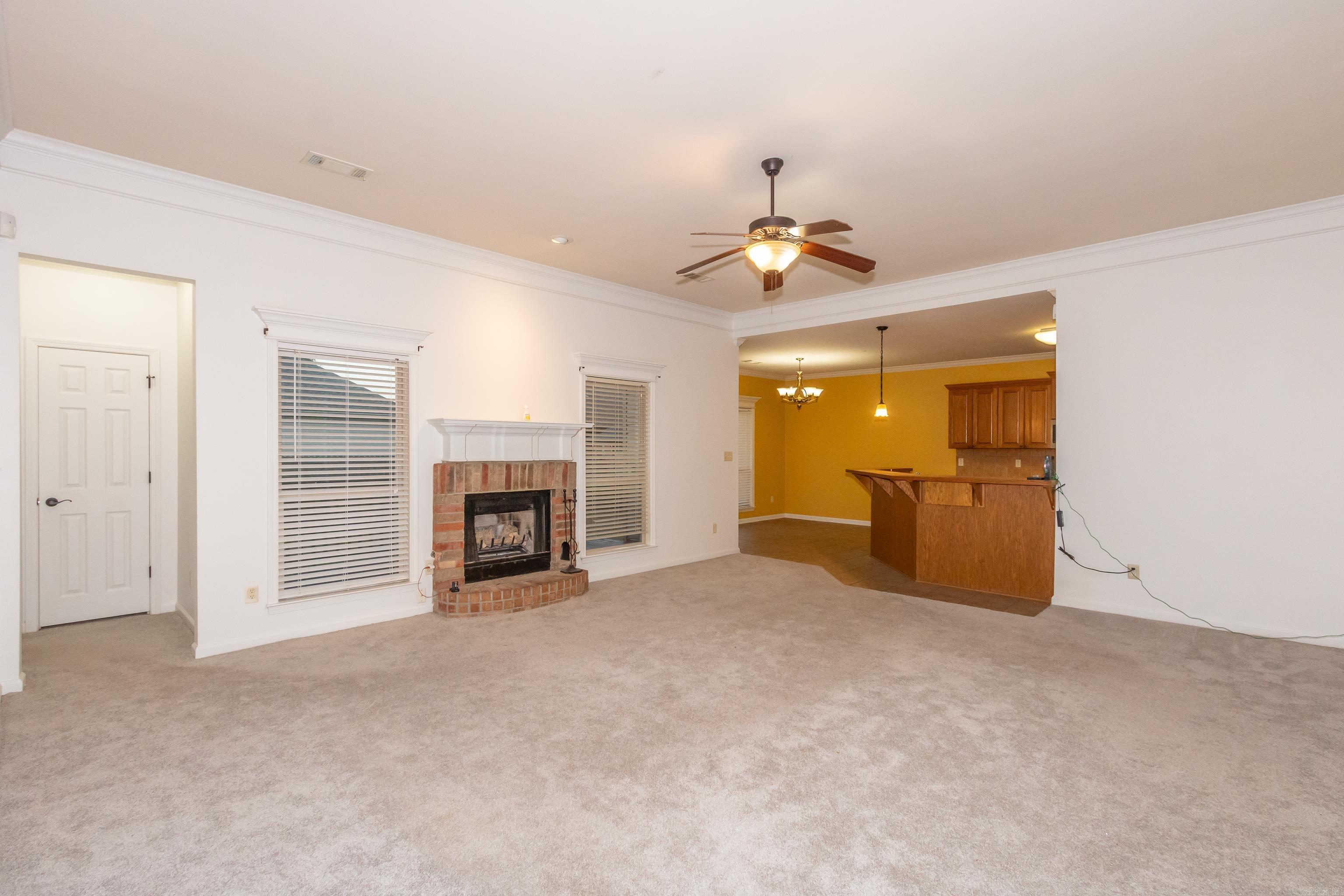 CHATEAUS ON STAGECOACH - Residential