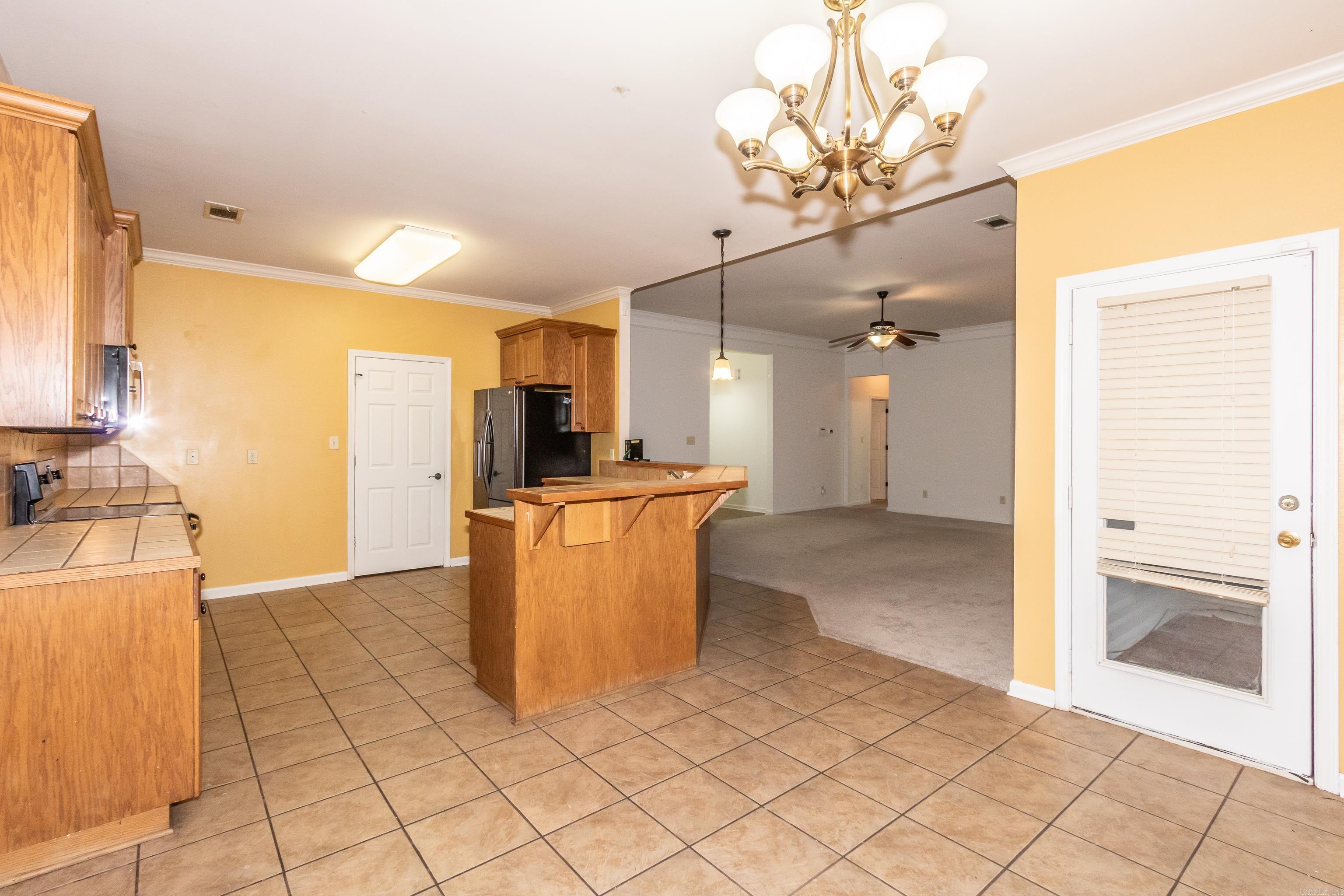 CHATEAUS ON STAGECOACH - Residential