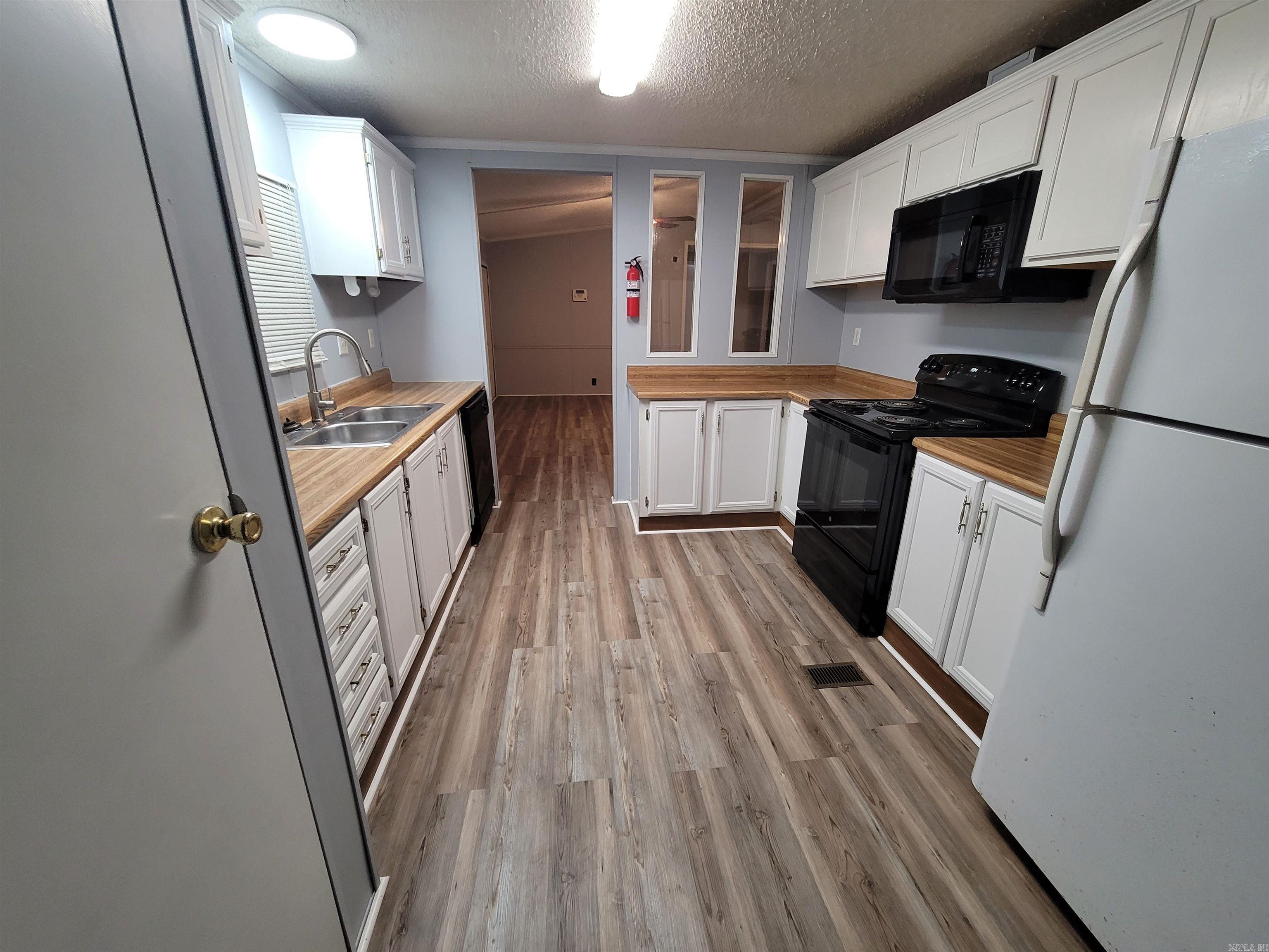 Bayou Section #1 Shore Acres - Residential Lease