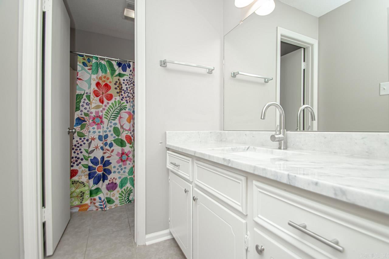 CEDAR RIDGE - Residential