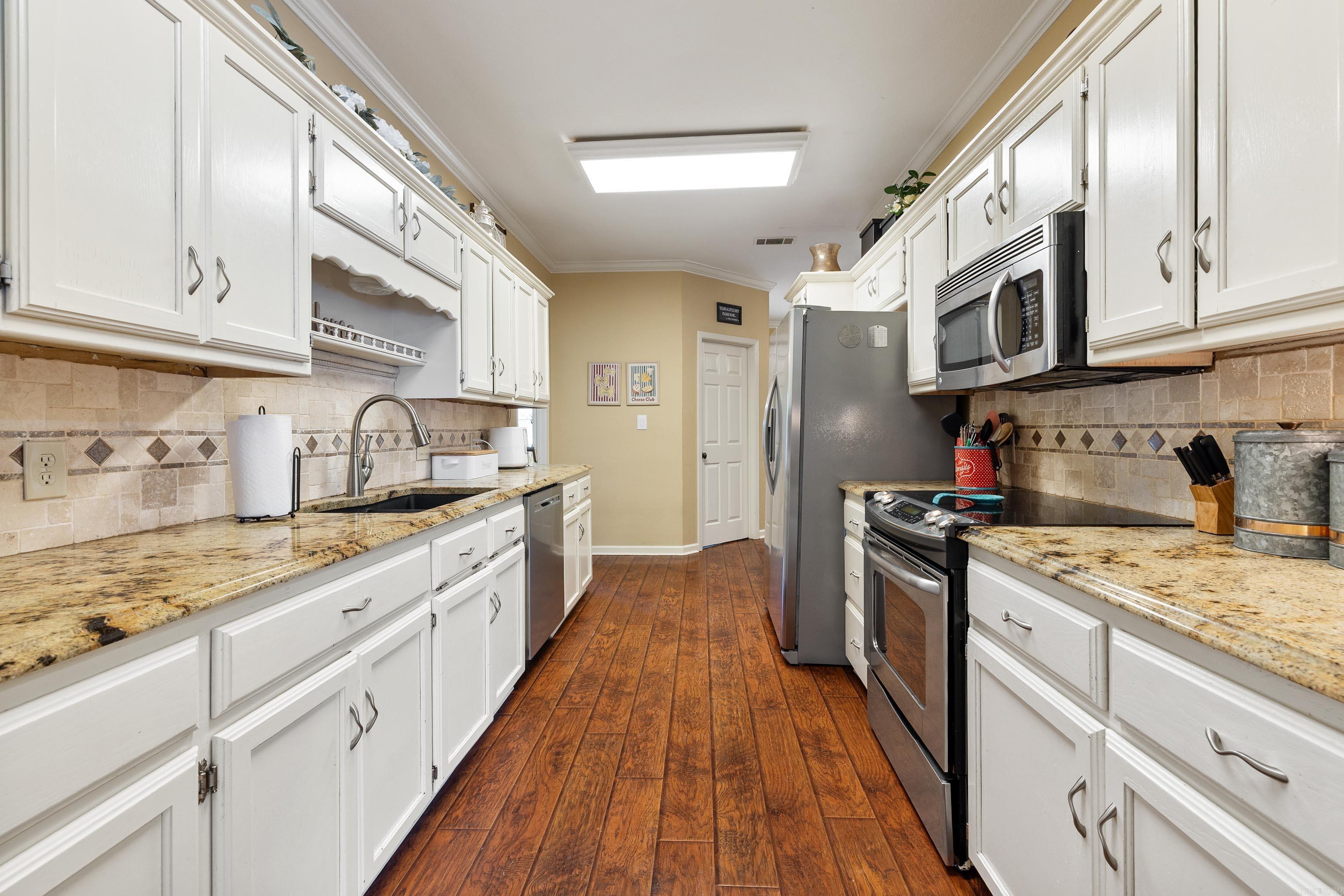 THORNTON FERRY ESTATES - Residential