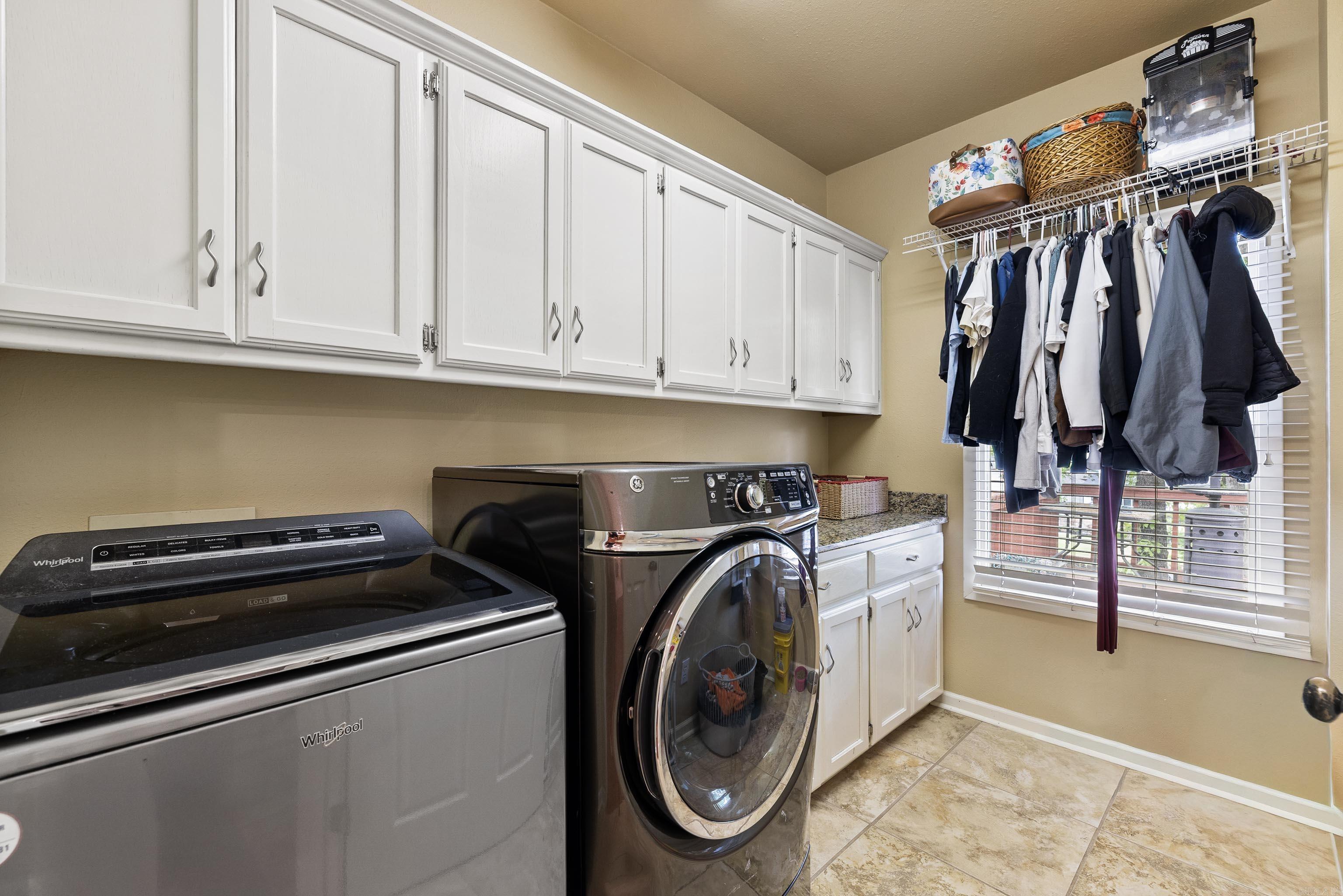 THORNTON FERRY ESTATES - Residential