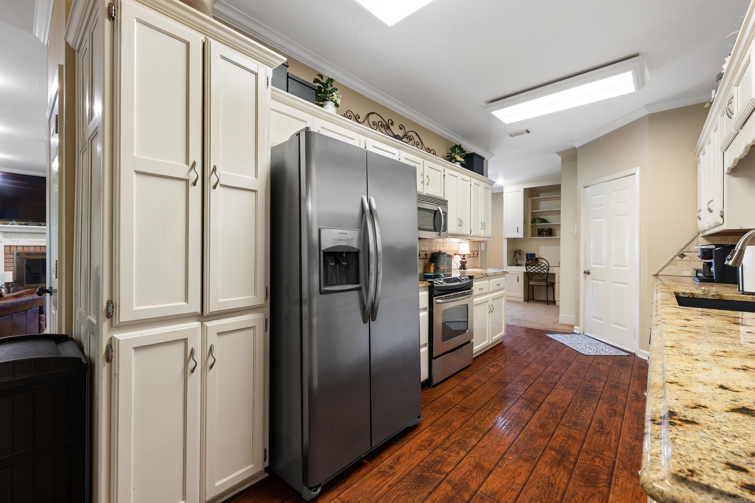 THORNTON FERRY ESTATES - Residential