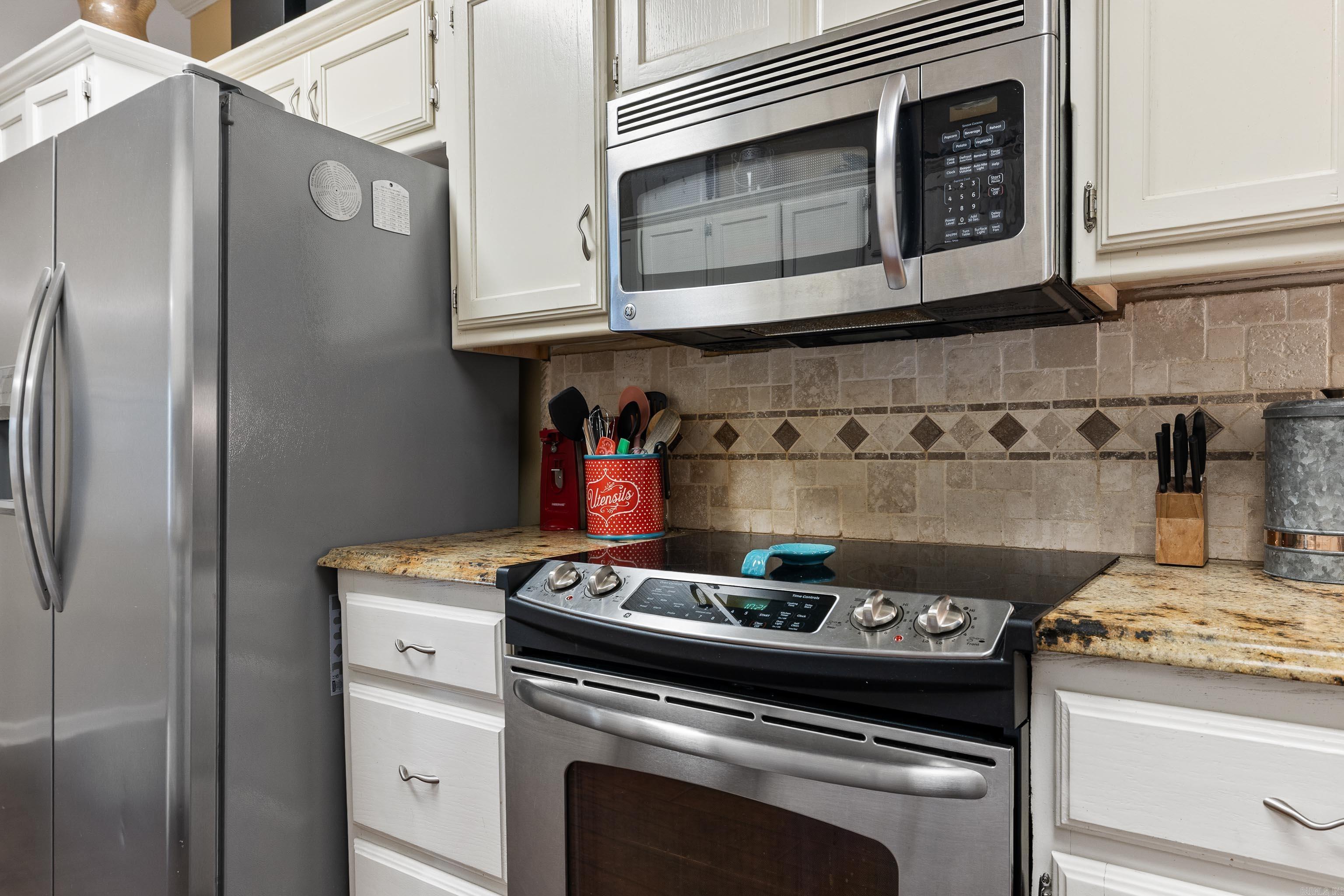 THORNTON FERRY ESTATES - Residential