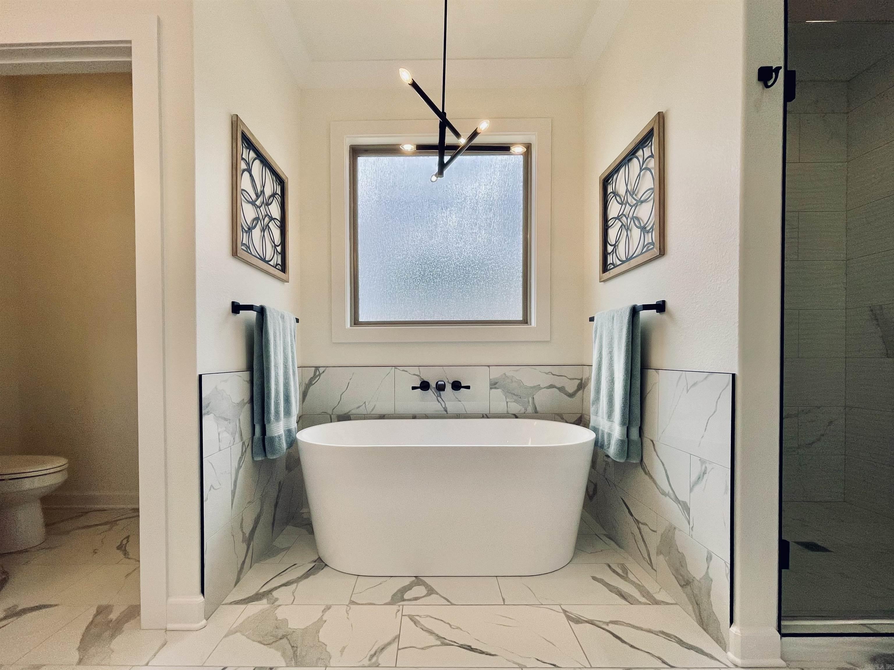 JACOB CREEK - Residential